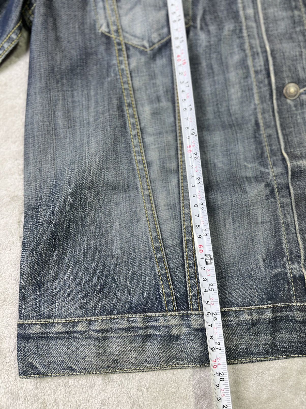 Levi's Vintage Clothing Vintage Y2K Levi’s 70500 Denim Trucker Jacket XL Distressed Size US XL / EU 56 / 4 - 10 Thumbnail