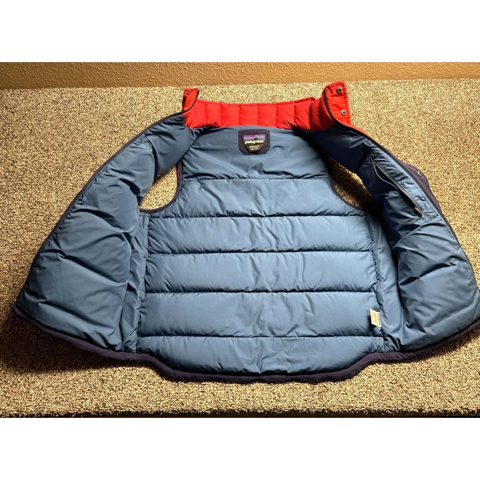 Patagonia Patagonia Bivy Puffer Vest Men Medium Blue Red Full Zip Duck Down Snap Button – Vintage Size US M / EU 48-50 / 2 - 3 Thumbnail