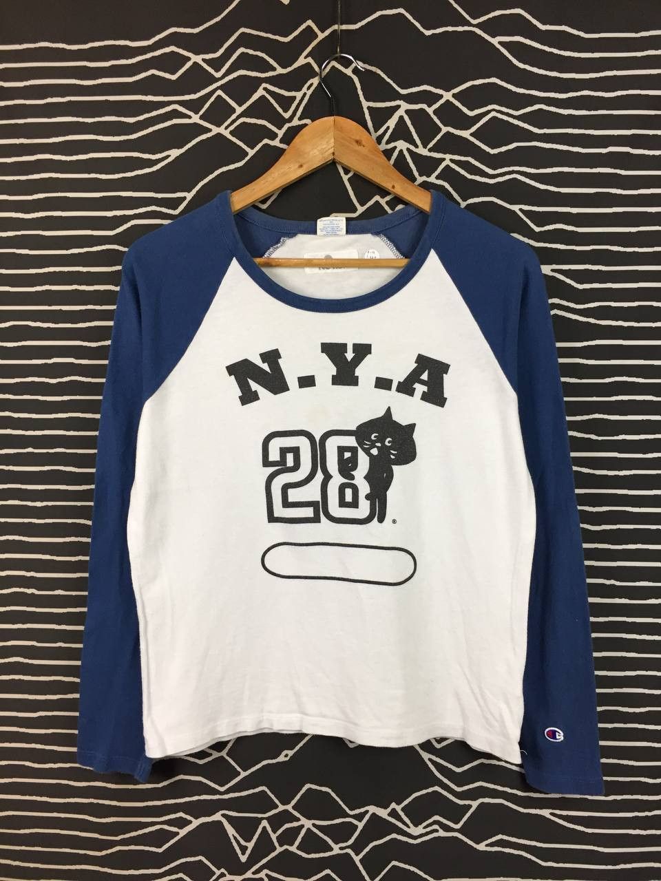 Ne-Net Vtg Champion x Ne-Net Issey Miyake Nya Cat Raglan Tee Size US M / EU 48-50 / 2 - 1 Thumbnail