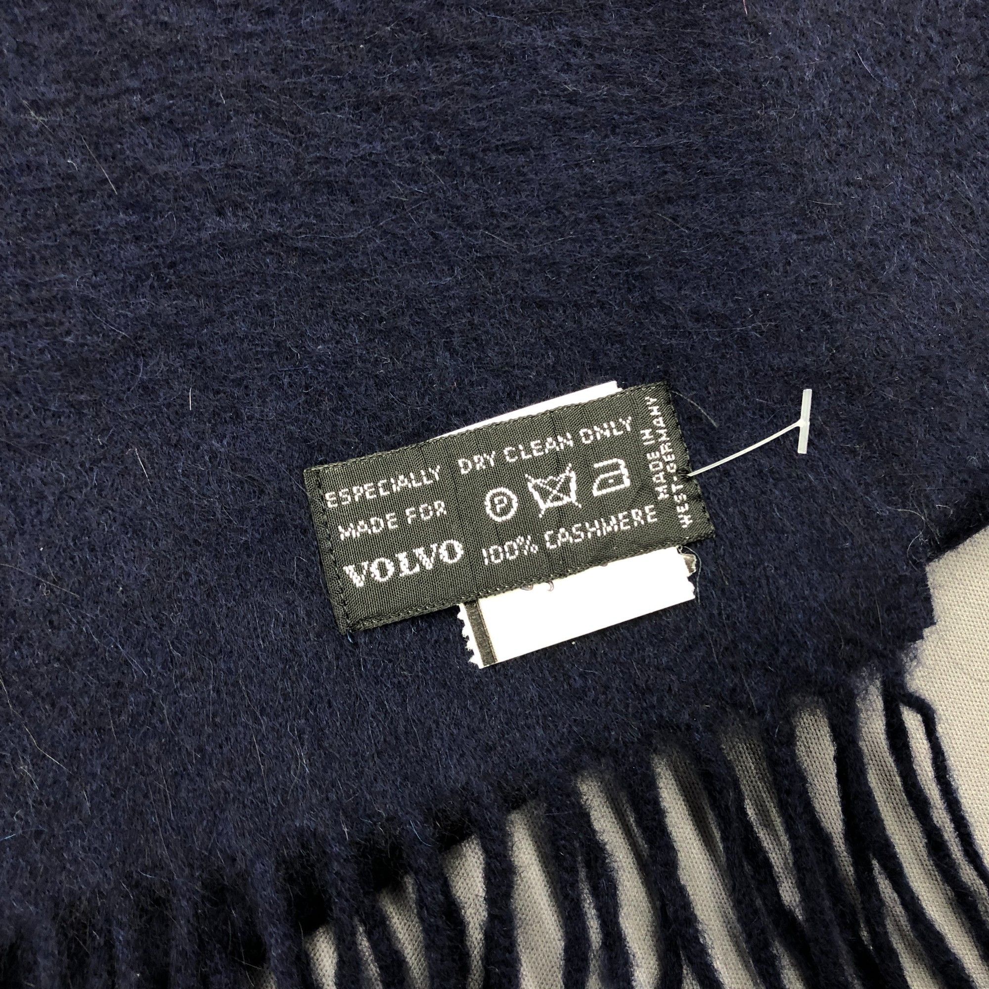 Vintage Vintage Volvo Scarf Muffler Wool Cashmere Scarves Size ONE SIZE - 4 Thumbnail