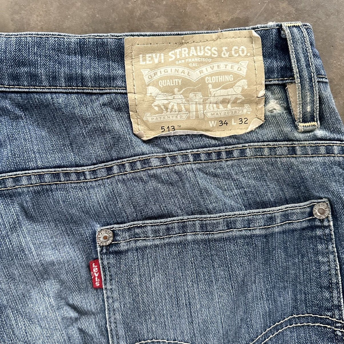 Levi's W35 Vintage Levi’s 513 Distressed Faded Denim Jean Pant Size US 35 - 15 Thumbnail