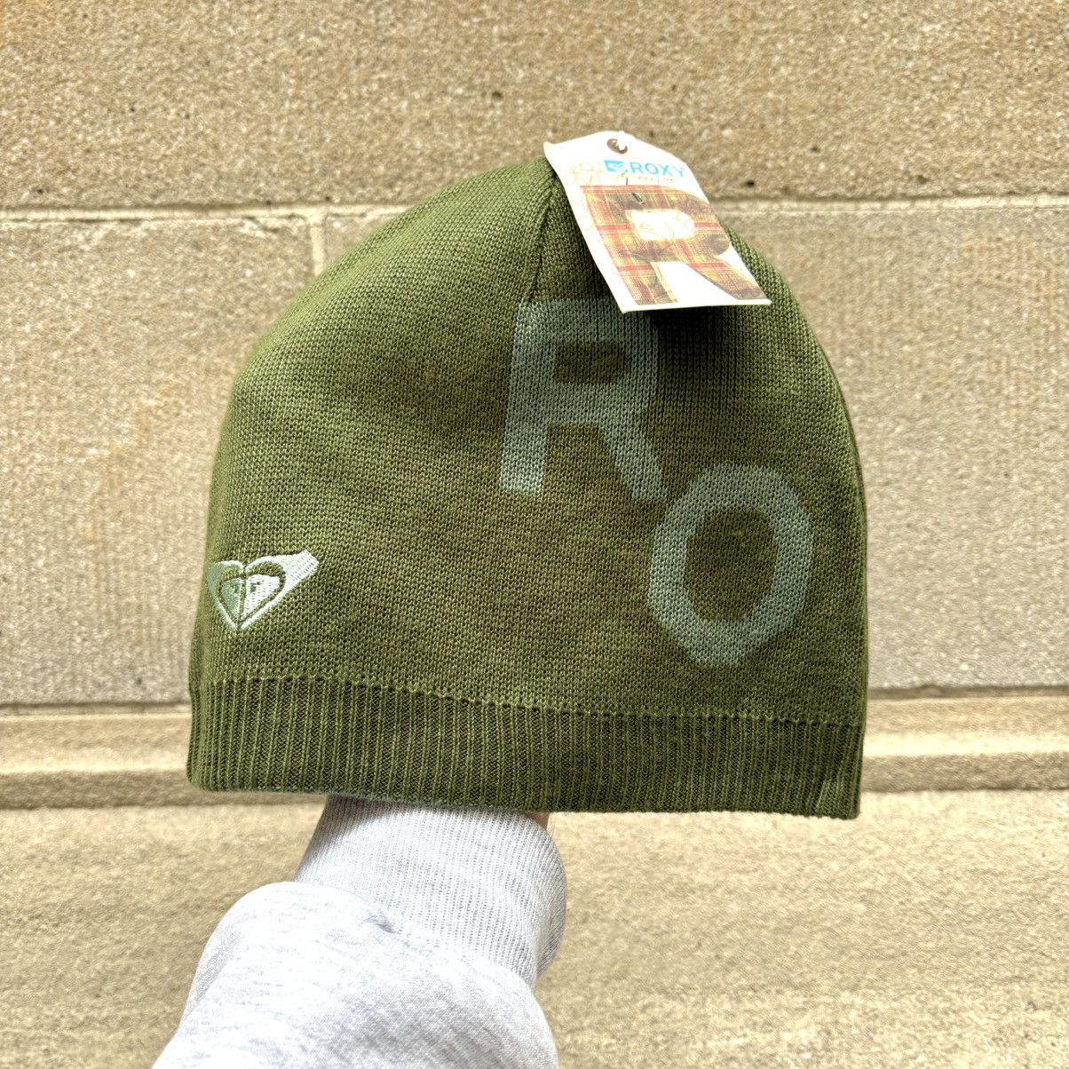 Y2K Roxy Reversible Knitted‎ Beanie Hat Blizzard Beanie - Roxy main image 2