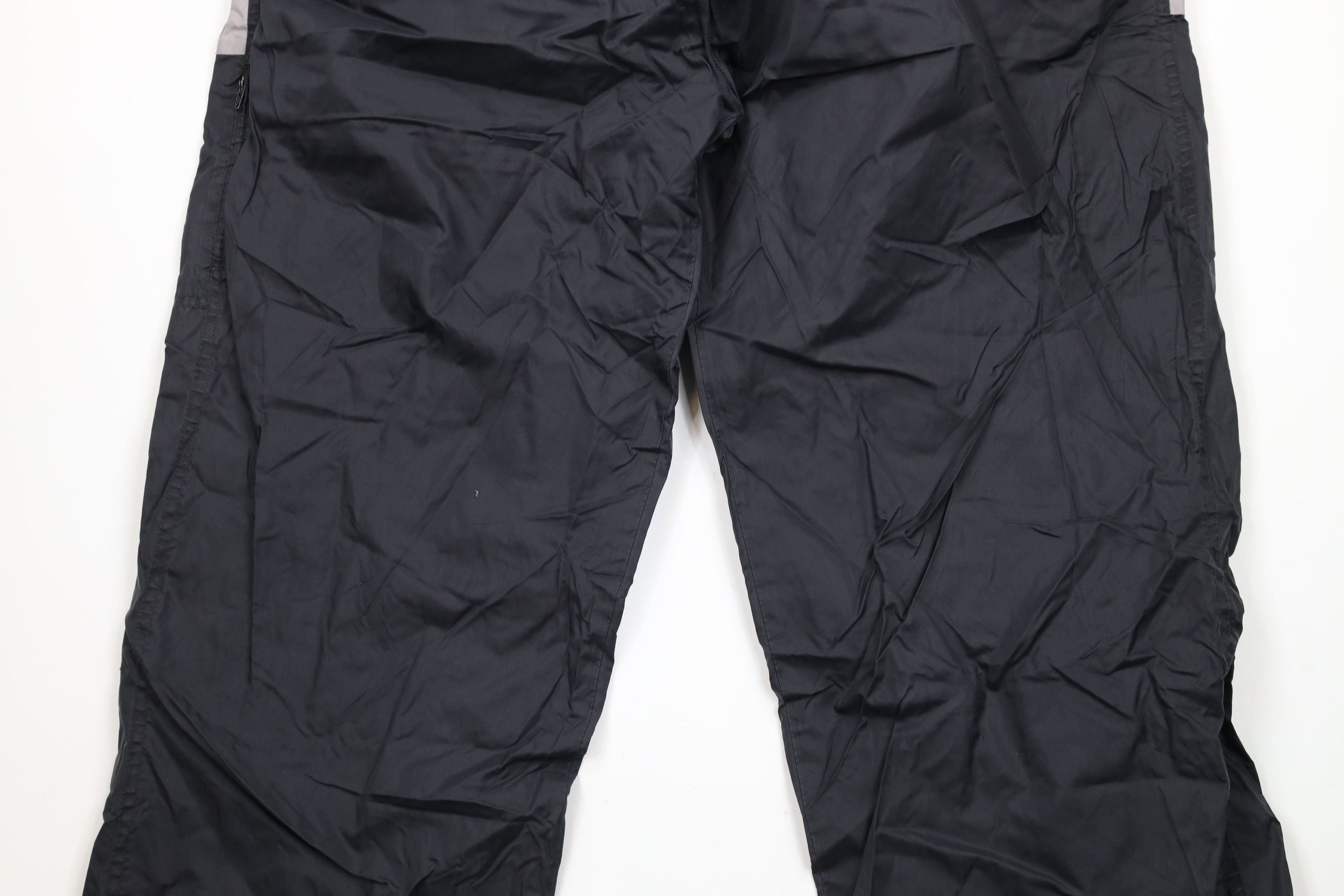 Reebok × Vintage Vintage 90s Reebok Spell Out Wide Leg Windbreaker Pants Size US 40 / EU 56 - 3 Thumbnail