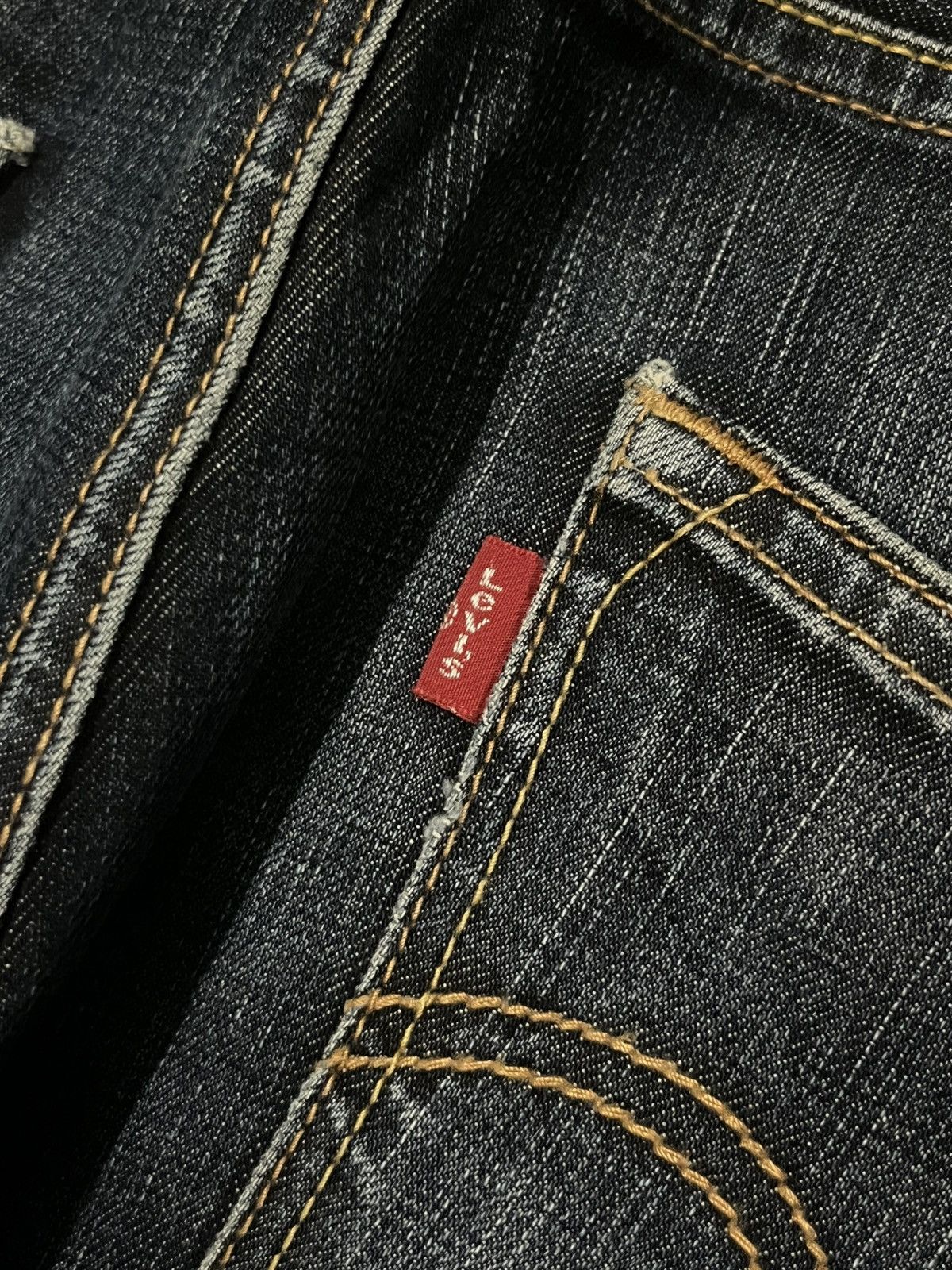 Levi's ⚡️Baggy⚡️Vintage Levi’s Lot 503 Dark Washed Distressed Jeans Size US 37 - 8 Thumbnail