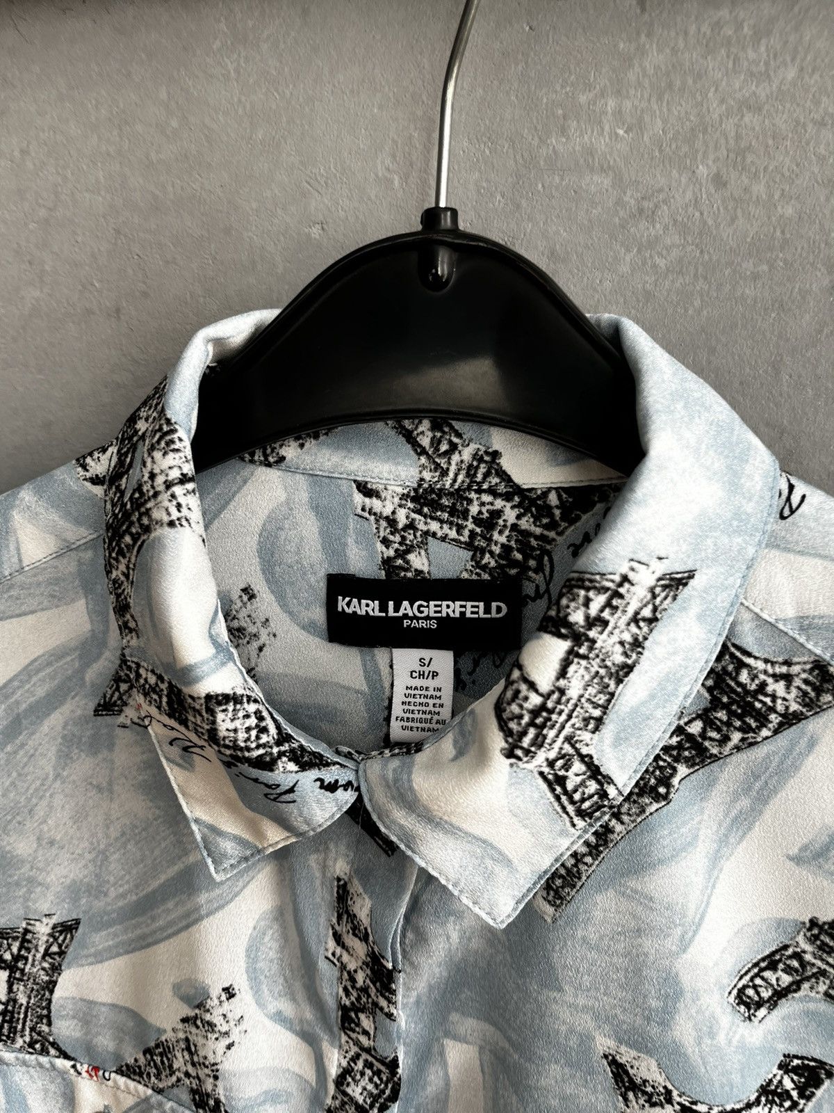 Designer × Karl Lagerfeld Karl Lagerfeld Paris France Eiffel Tower Print button shirt Size US S / EU 44-46 / 1 - 2 Thumbnail