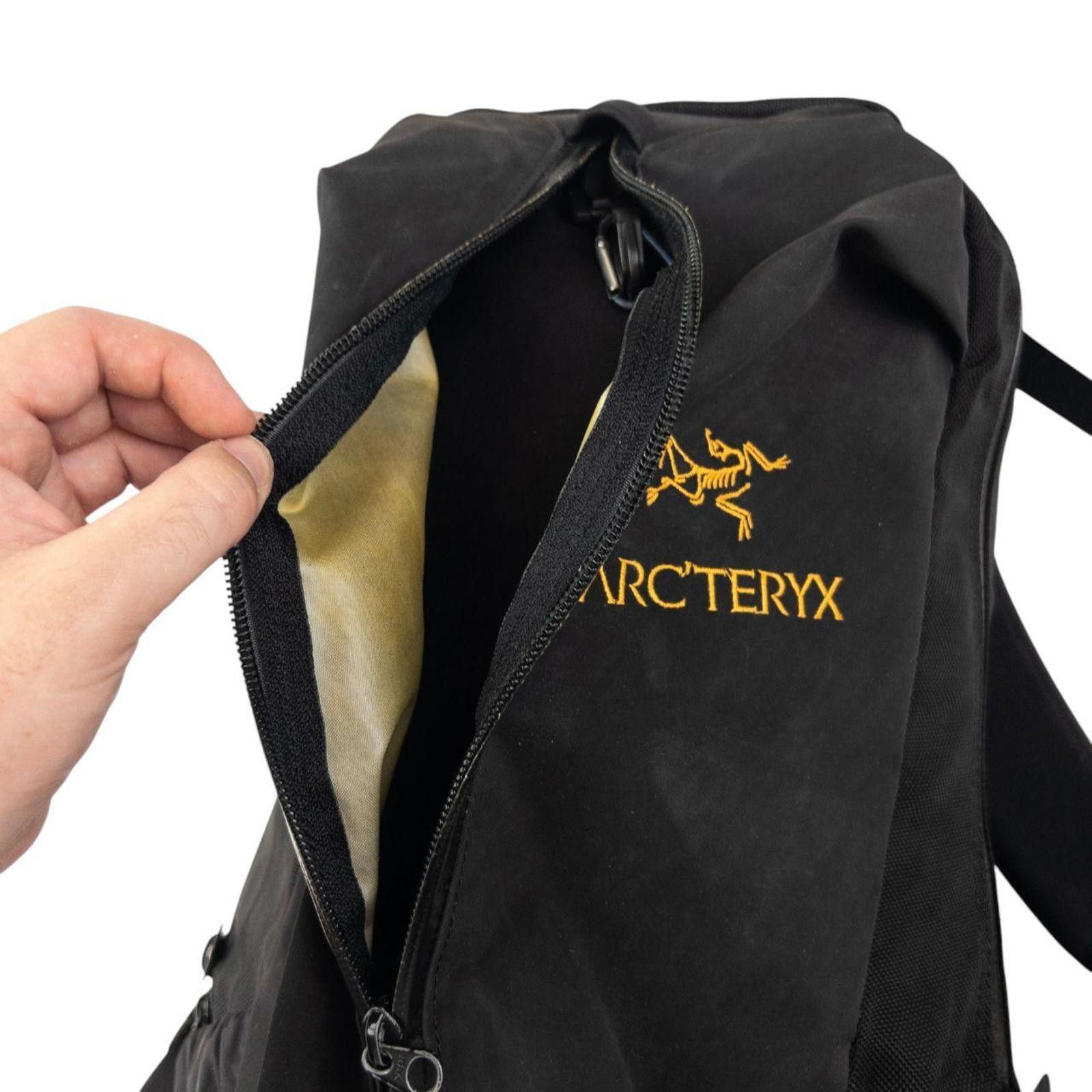 Arc'teryx Vintage Arcteryx Arro Structured Backpack Size ONE SIZE - 6 Thumbnail