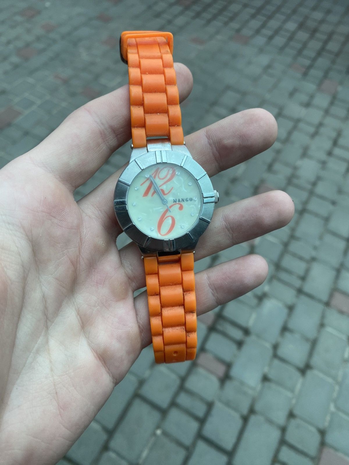 Japanese Brand Mango Orange Silicone Strap Quartz Ladies Sport Watch Size ONE SIZE - 4 Thumbnail