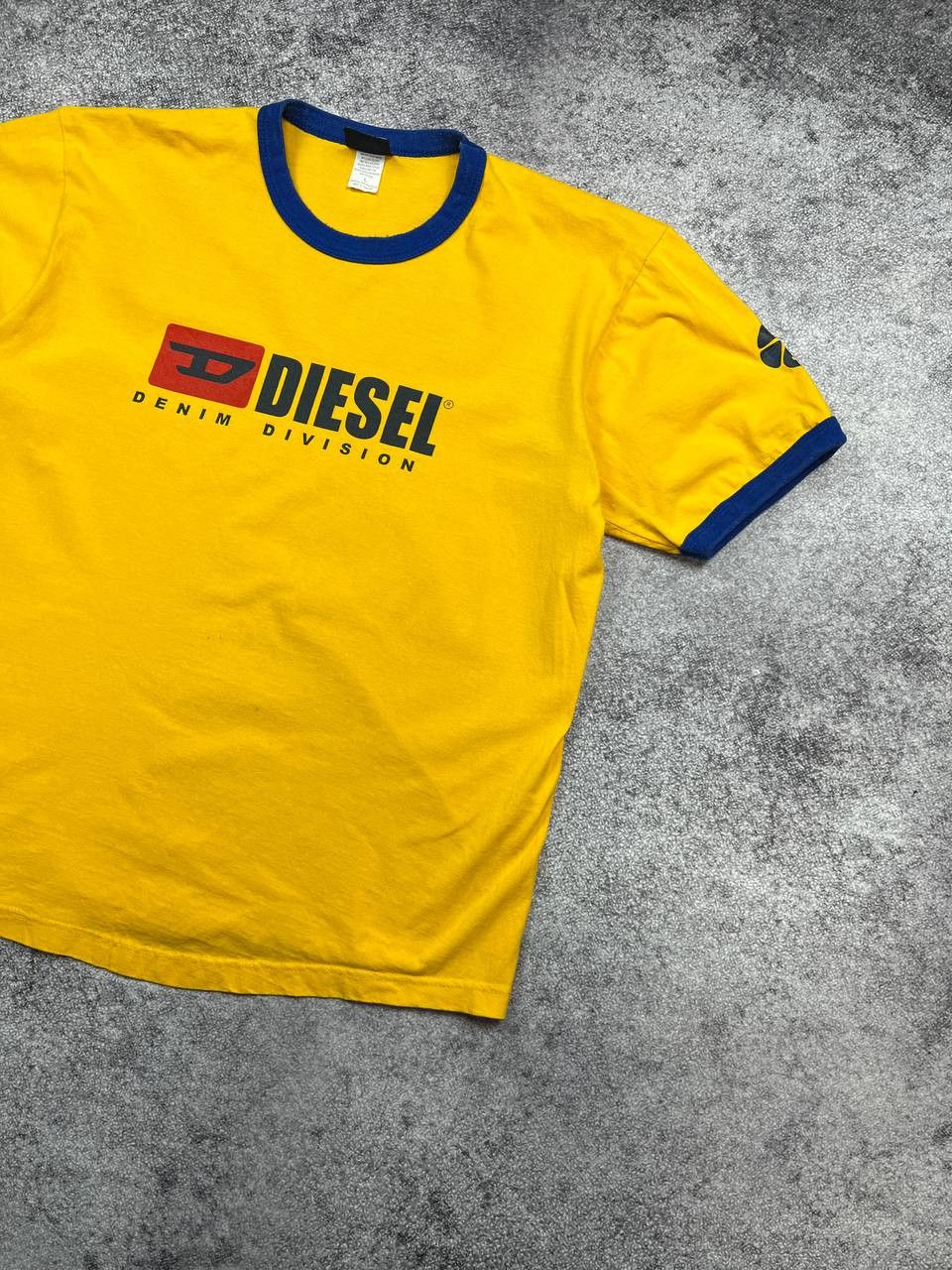 Diesel Vintage Diesel Japanese 90S Big Logo Streetwear Size US L / EU 52-54 / 3 - 3 Thumbnail