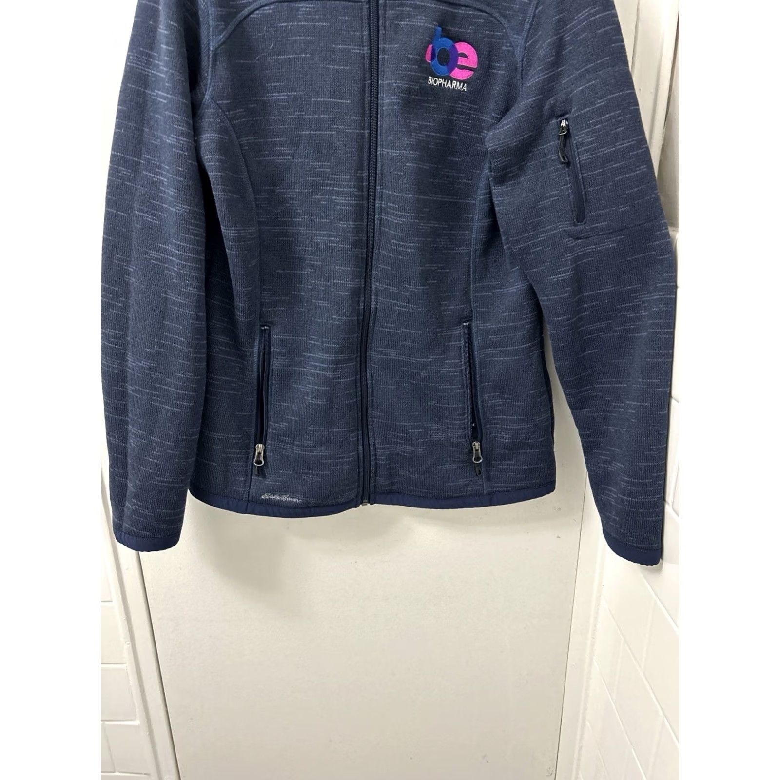Eddie Bauer Eddie Bauer Fleece Jacket Womens Medium Navy Full Zip Pockets Blue Wide Fit Casual Activewear Hiking Golf Gym Training Mens Women Girls? Size M / US 6-8 / IT 42-44 - 3 Thumbnail