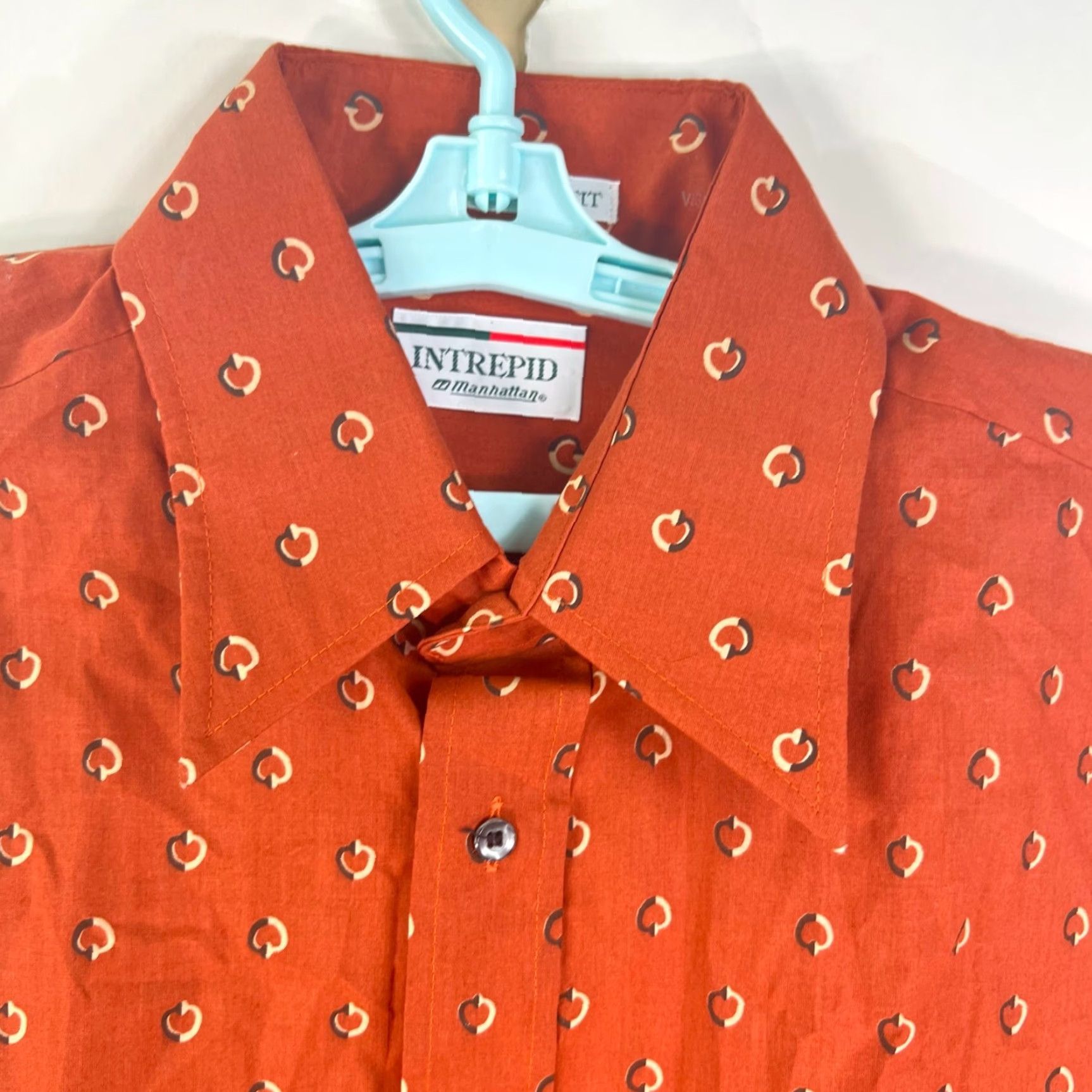Vintage VINTAGE Intrepid Manhattan Button Up Euro Fit Shirt Mens Size 16.5 L Orange Geometric 90s Theme Mens Shirt Size US L / EU 52-54 / 3 - 2 Thumbnail