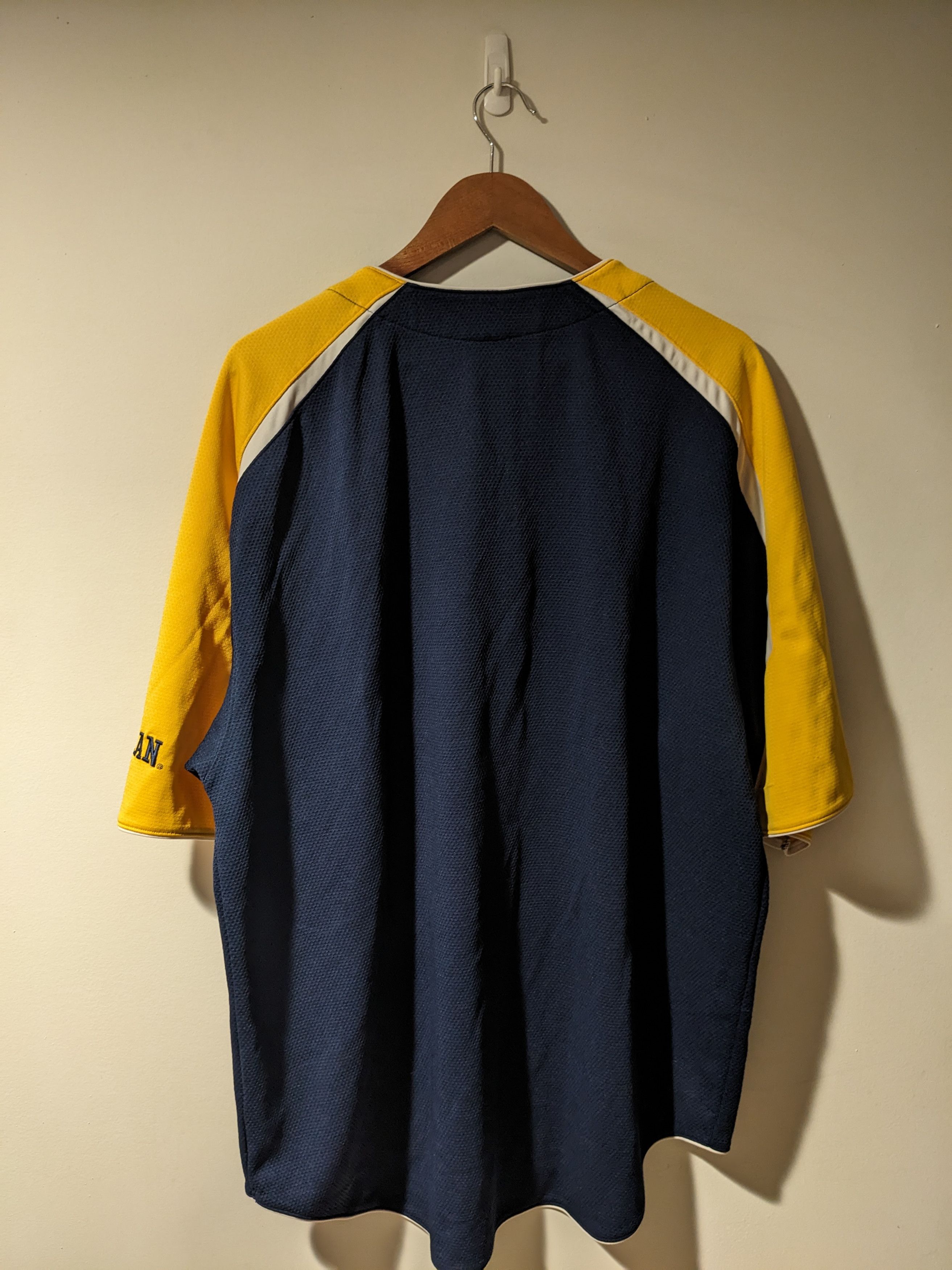 Nike × Vintage Vintage Y2K Nike Michigan Wolverines Dry Fit Shirt Size US XXL / EU 58 / 5 - 5 Thumbnail