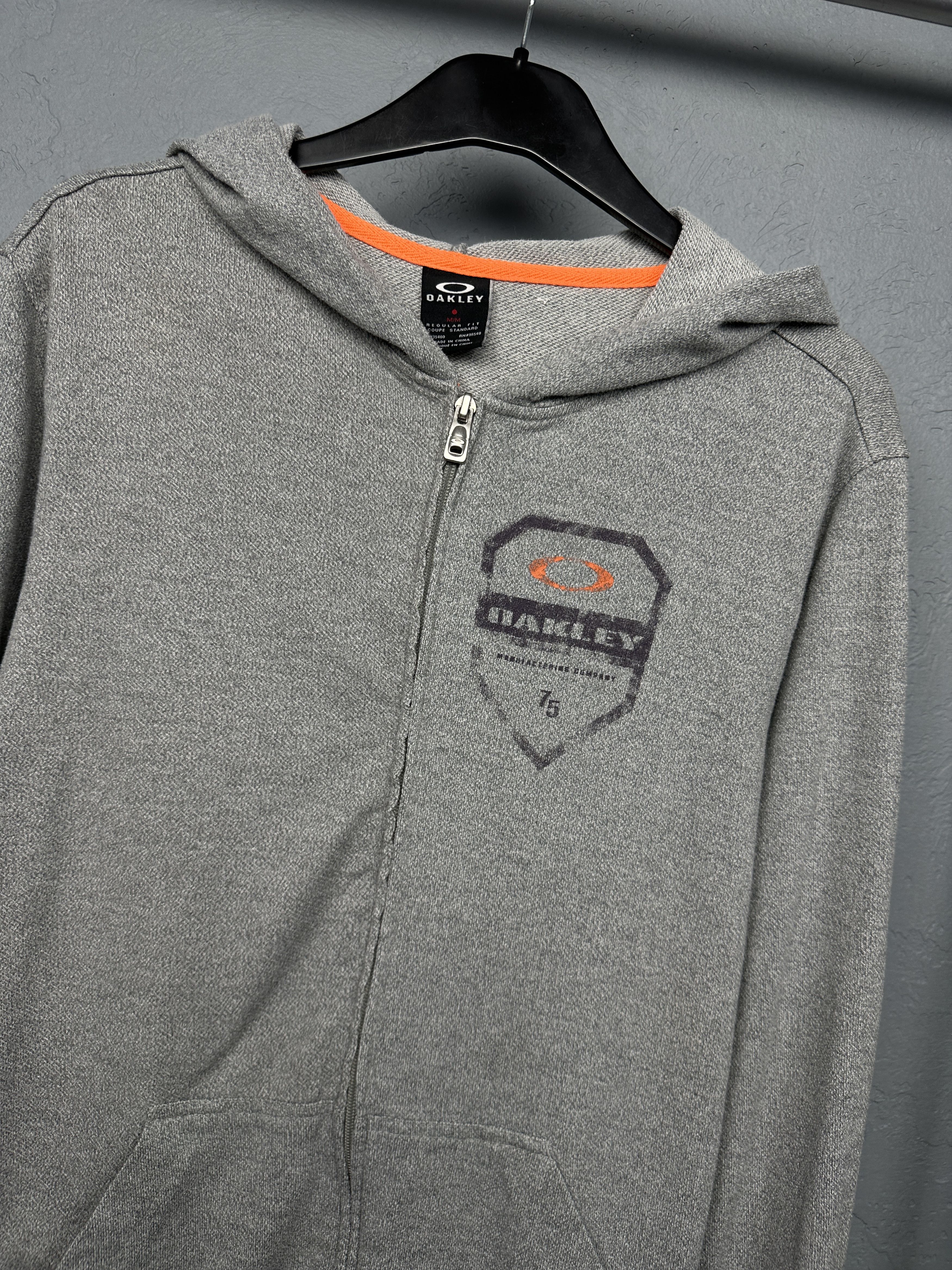 Oakley Oakley Vintage Mens Full Zip Hoodie Size US M / EU 48-50 / 2 - 2 Thumbnail