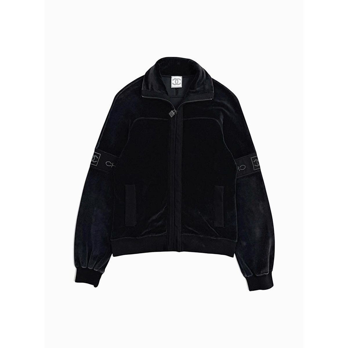 Chanel Chanel CC Logo Velvet Jacket 05A Size XS / US 0-2 / IT 36-38 - 1 Thumbnail