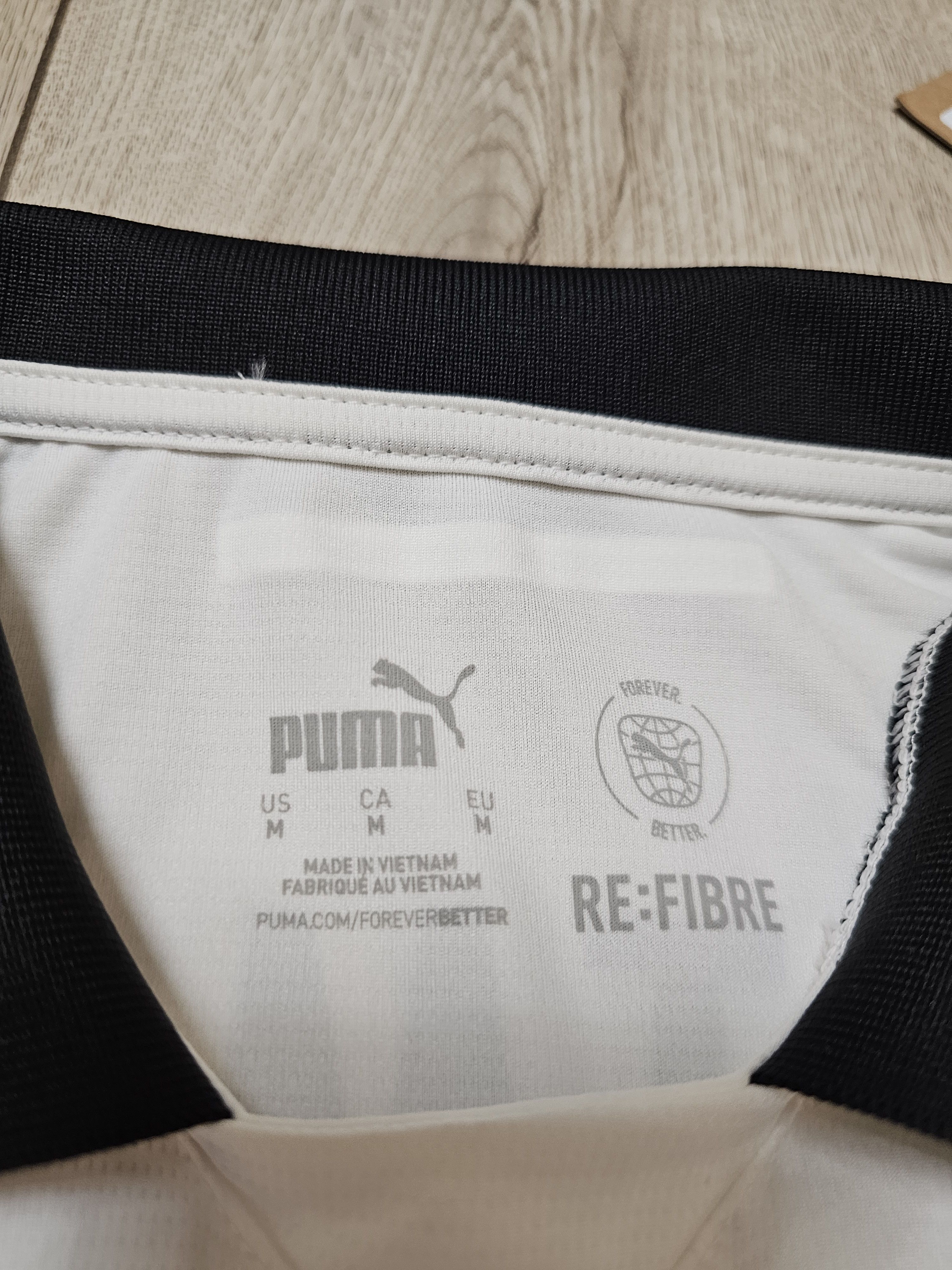 Puma BORUSSIA DORTMUND 2024 2025 THIRD FOOTBALL SOCCER JERSEY Size US M / EU 48-50 / 2 - 10 Thumbnail