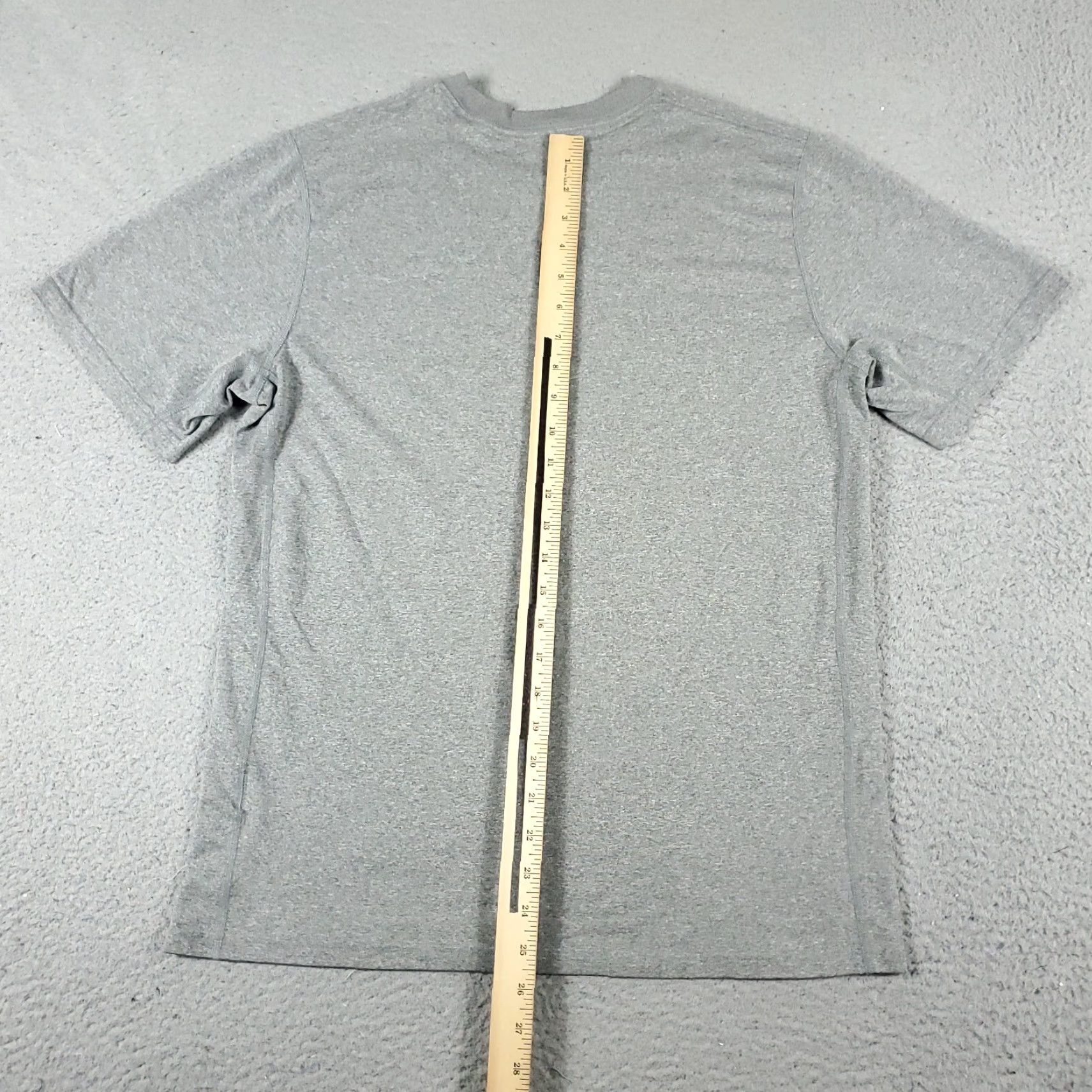 Nike Nike T Shirt Mens Size Medium Gray Swoosh Casual Short Sleeve Adult Size US M / EU 48-50 / 2 - 4 Thumbnail