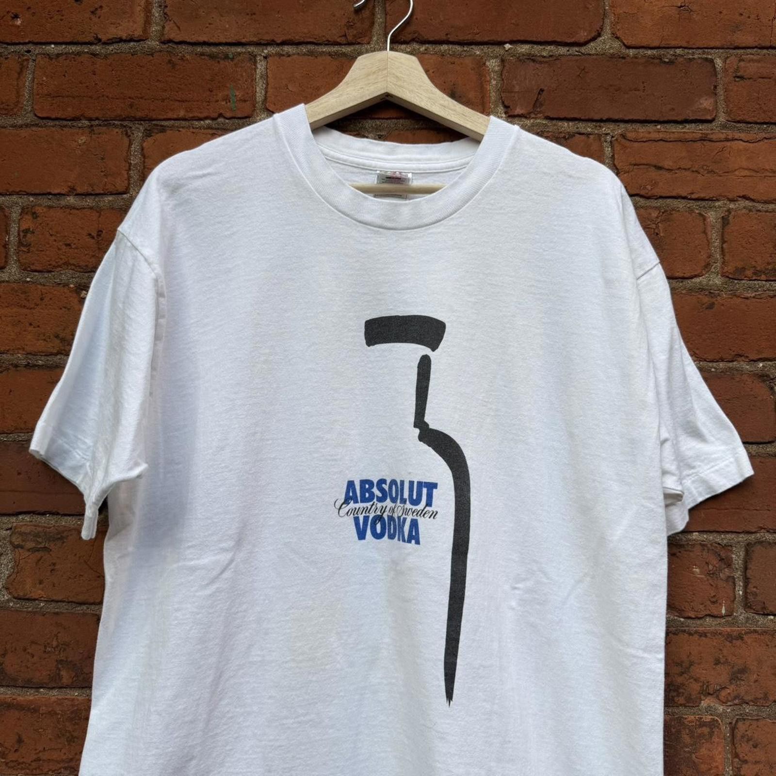 Fruit Of The Loom vintage absolute vodka t shirt 90s XL Size US XL / EU 56 / 4 - 2 Thumbnail