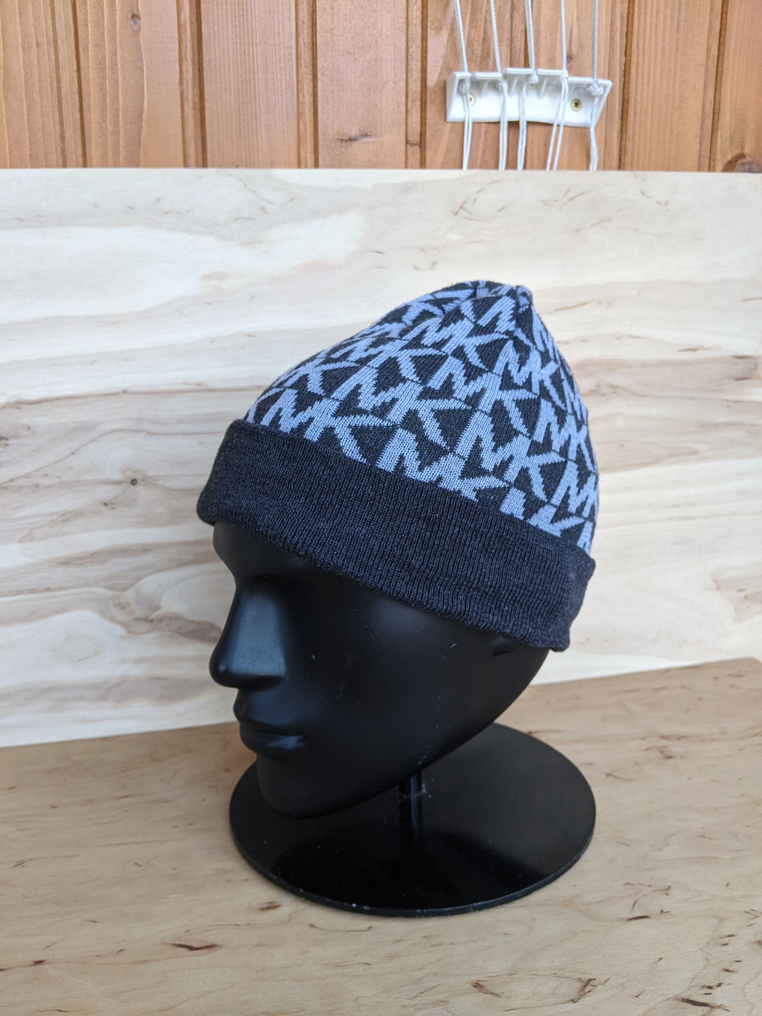 Michael Kors Michael Kors Monogram Hat Beanie DKNY Guess Diesel Size ONE SIZE - 5 Thumbnail