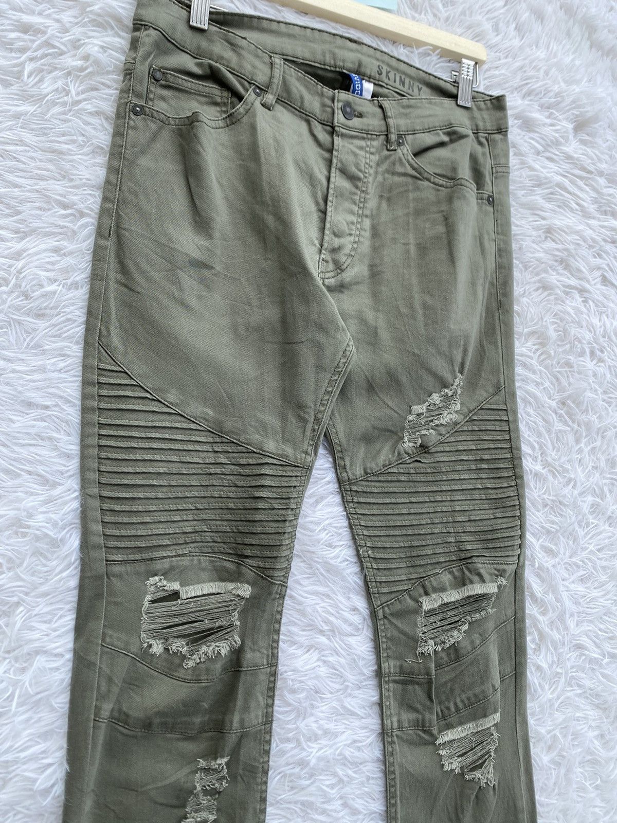 Japanese Brand Rare H&M Divided Distressed Biker Denim Skinny Pants Size US 31 - 9 Thumbnail