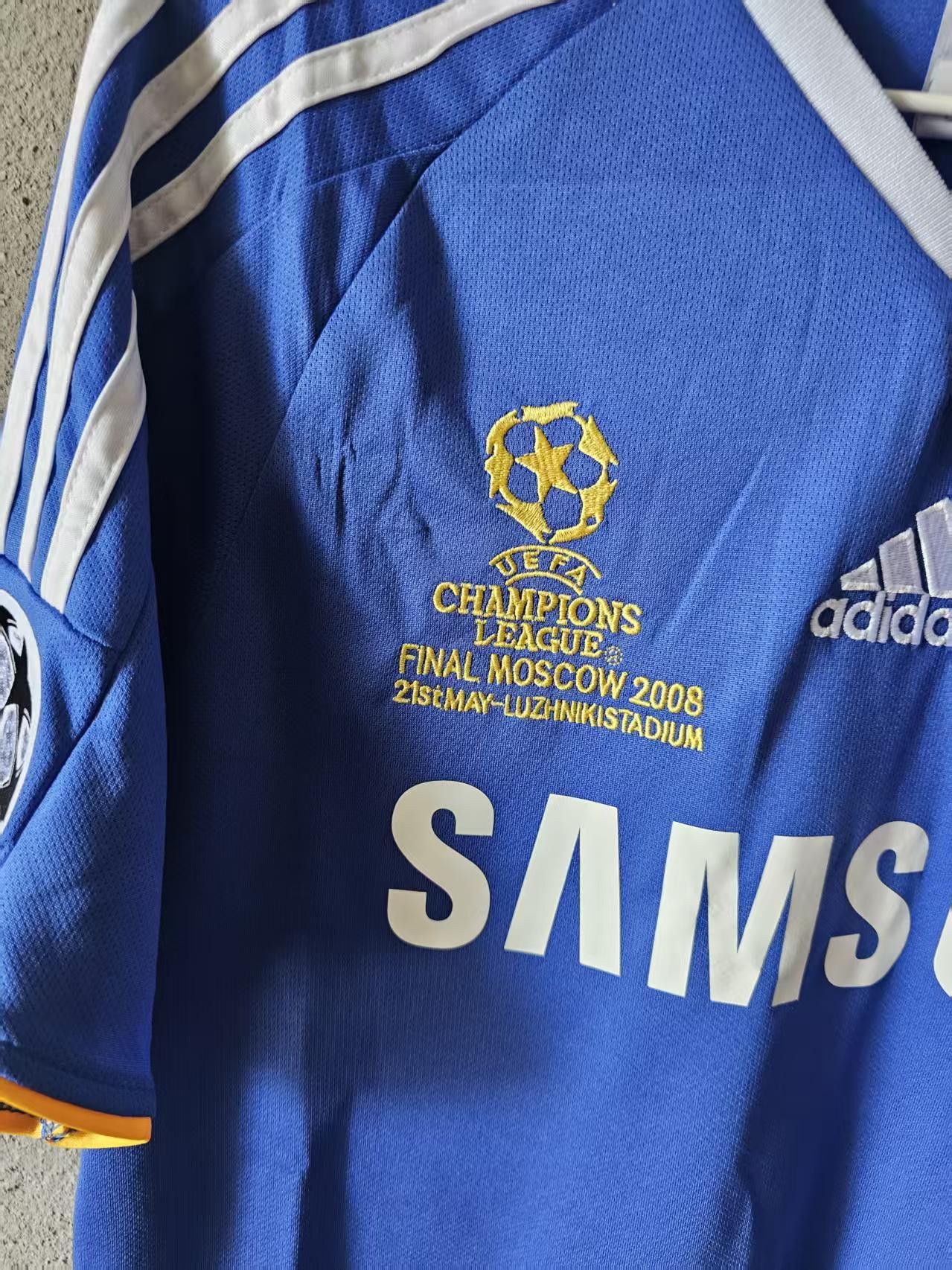 Other 2008 Chelsea 26 John Terry Jersey Home Size US L / EU 52-54 / 3 - 4 Thumbnail