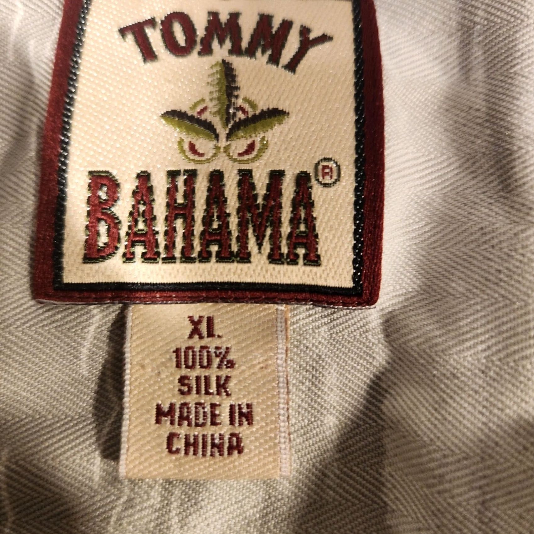 Tommy Bahama VINTAGE Tommy Bahama Shirt Mens XL Beige Silk Hawaiian Camp Tropical Floral Shirt Size US XL / EU 56 / 4 - 2 Thumbnail