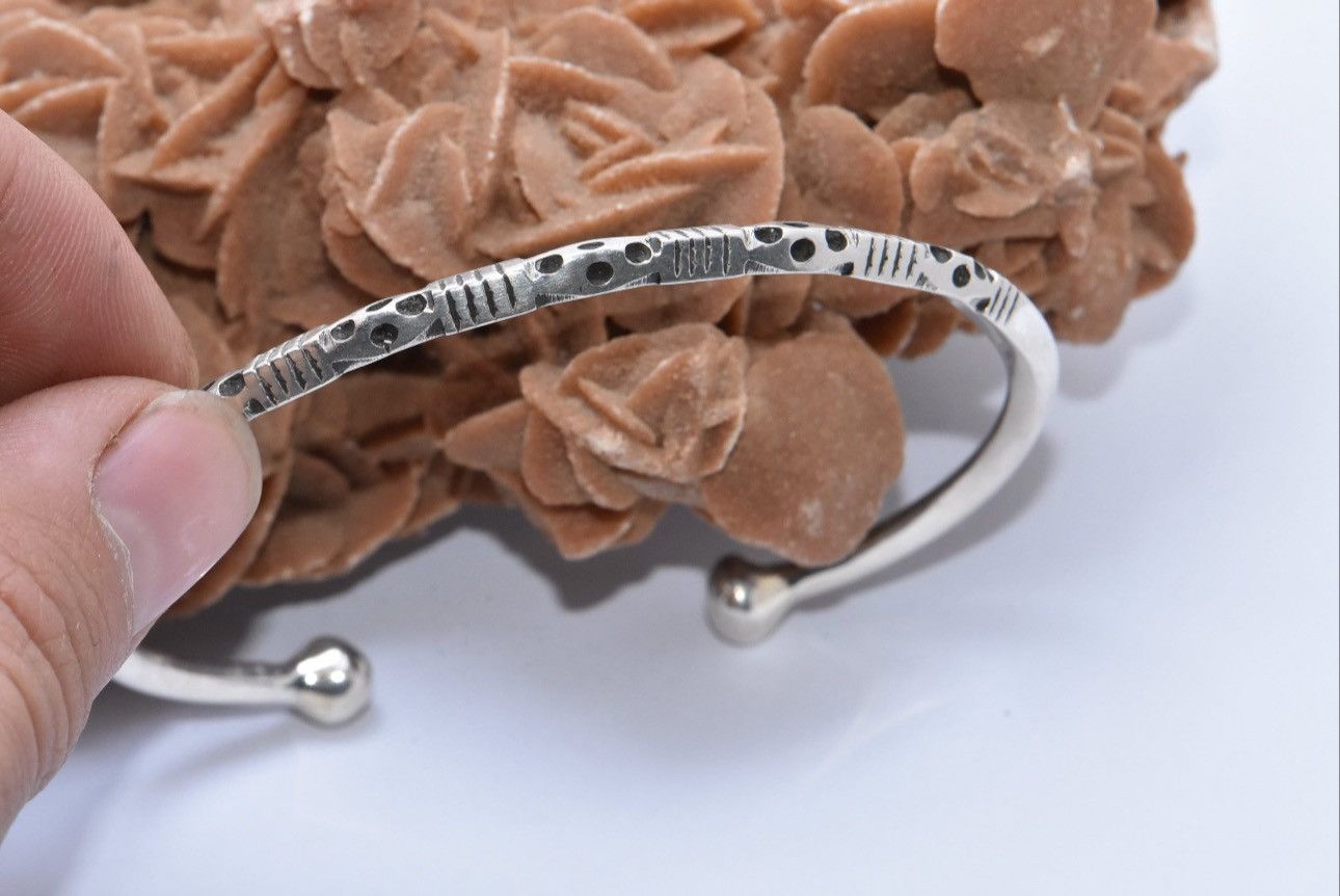 Handmade × Vintage Tuareg bracelet silver , Tuareg cuff sterling silver Size ONE SIZE - 3 Thumbnail