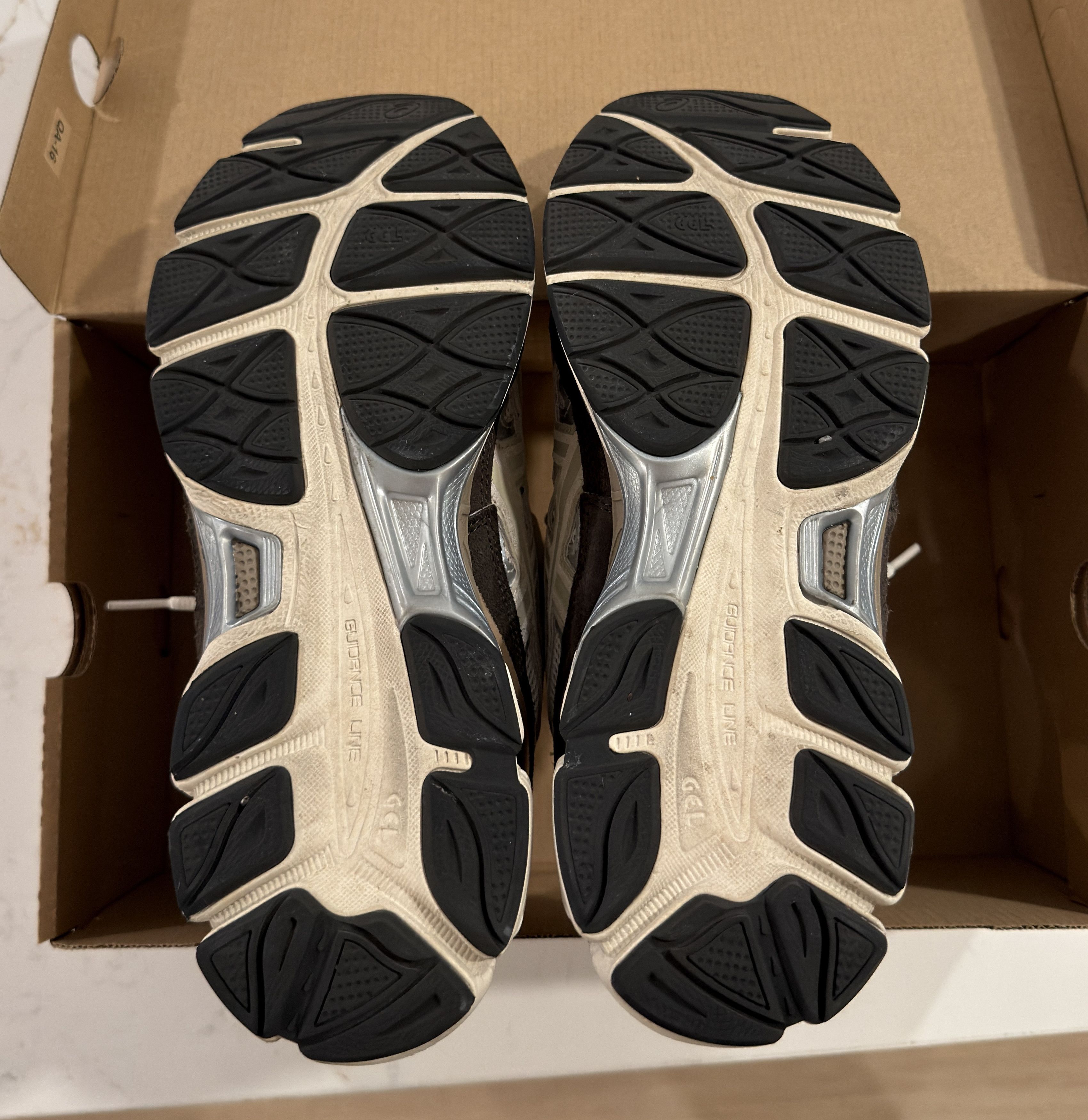 Asics ASICS Gel-NYC 'Cream Mocha' 1203A383-103 Size US 10.5 / EU 43-44 - 6 Thumbnail