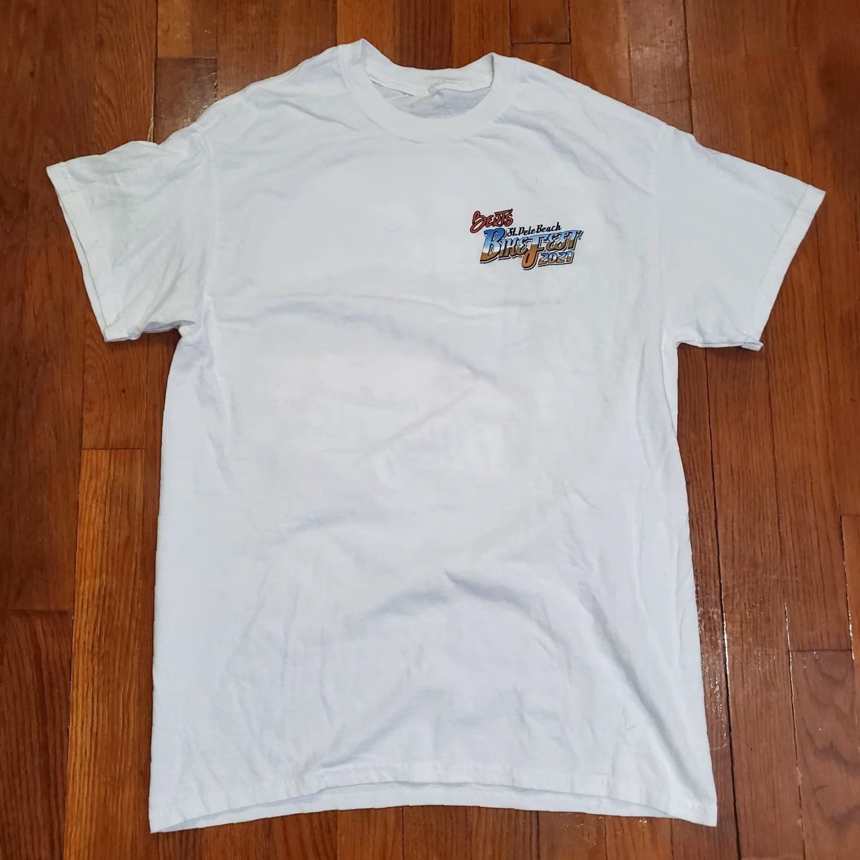 Harley Davidson VINTAGE Bert's St Pete Beach Bike Fest Shirt Mens Large White Harley-Davidson 2021 Size US M / EU 48-50 / 2 - 3 Thumbnail