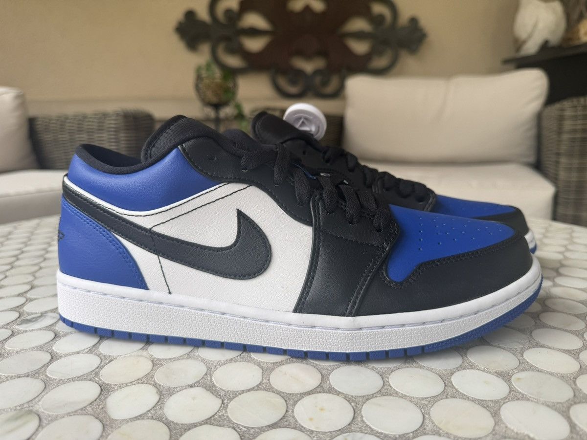 Jordan Brand 10 Jordan 1 Low Royal Toe Blue Black Size US 10 / EU 43 - 1 Thumbnail