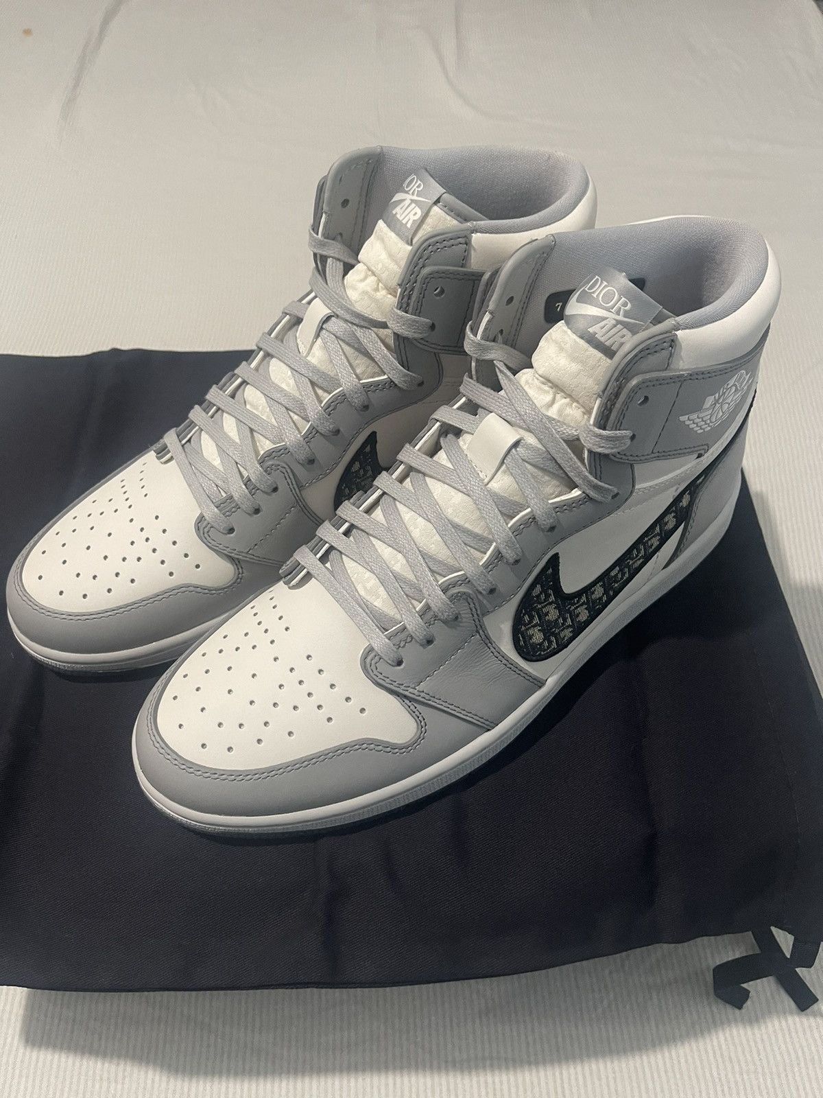 Fake Sneakers Air Jordan Dior Air Jordan Dior High