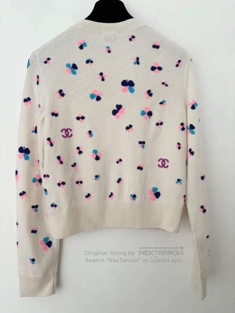 Chanel Chanel Clover cashmere white cardigan coat Size XS / US 0-2 / IT 36-38 - 2 Thumbnail