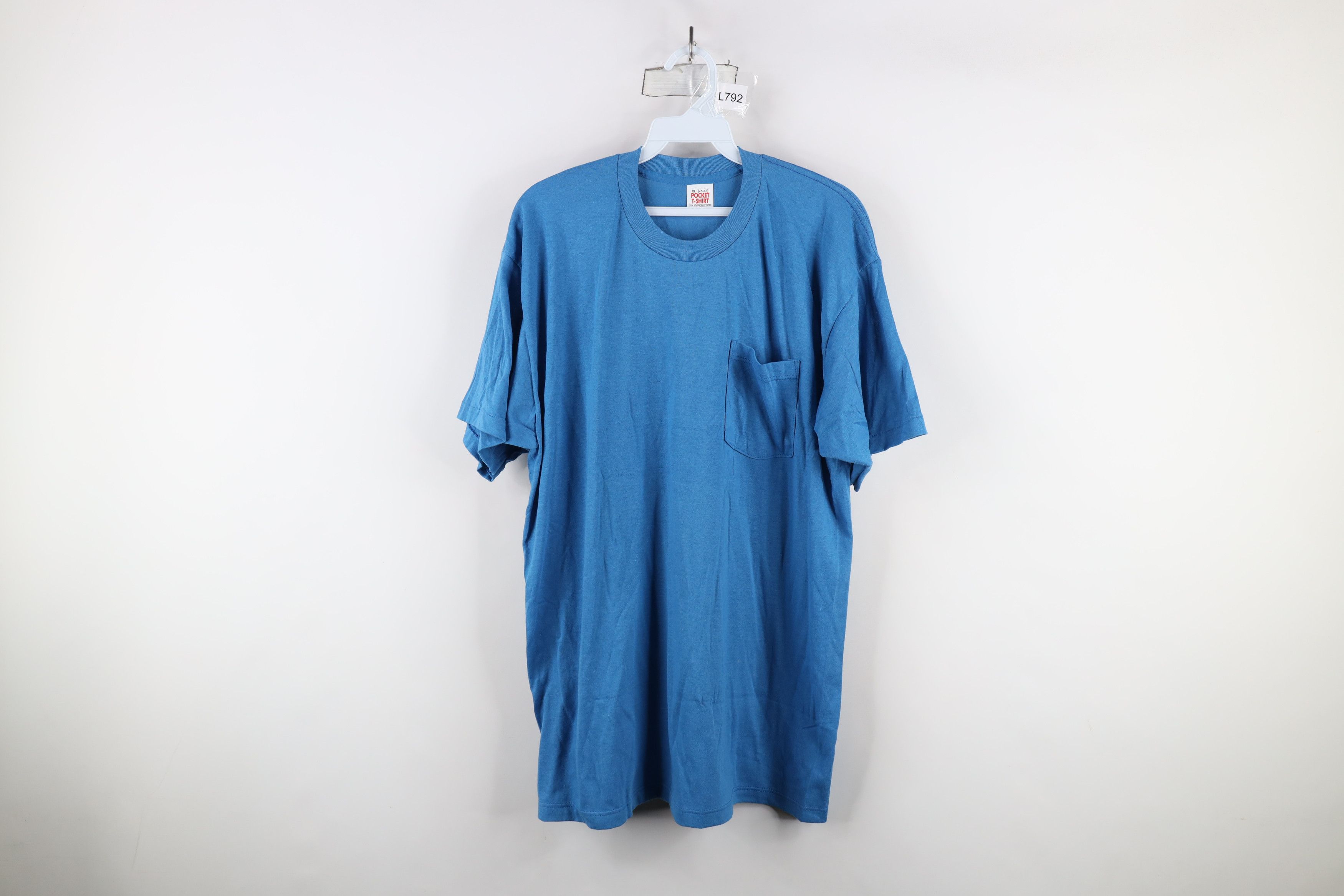 Vintage Vintage 70s 80s Streetwear Short Sleeve Pocket T-Shirt USA Size US XL / EU 56 / 4 - 1 Thumbnail
