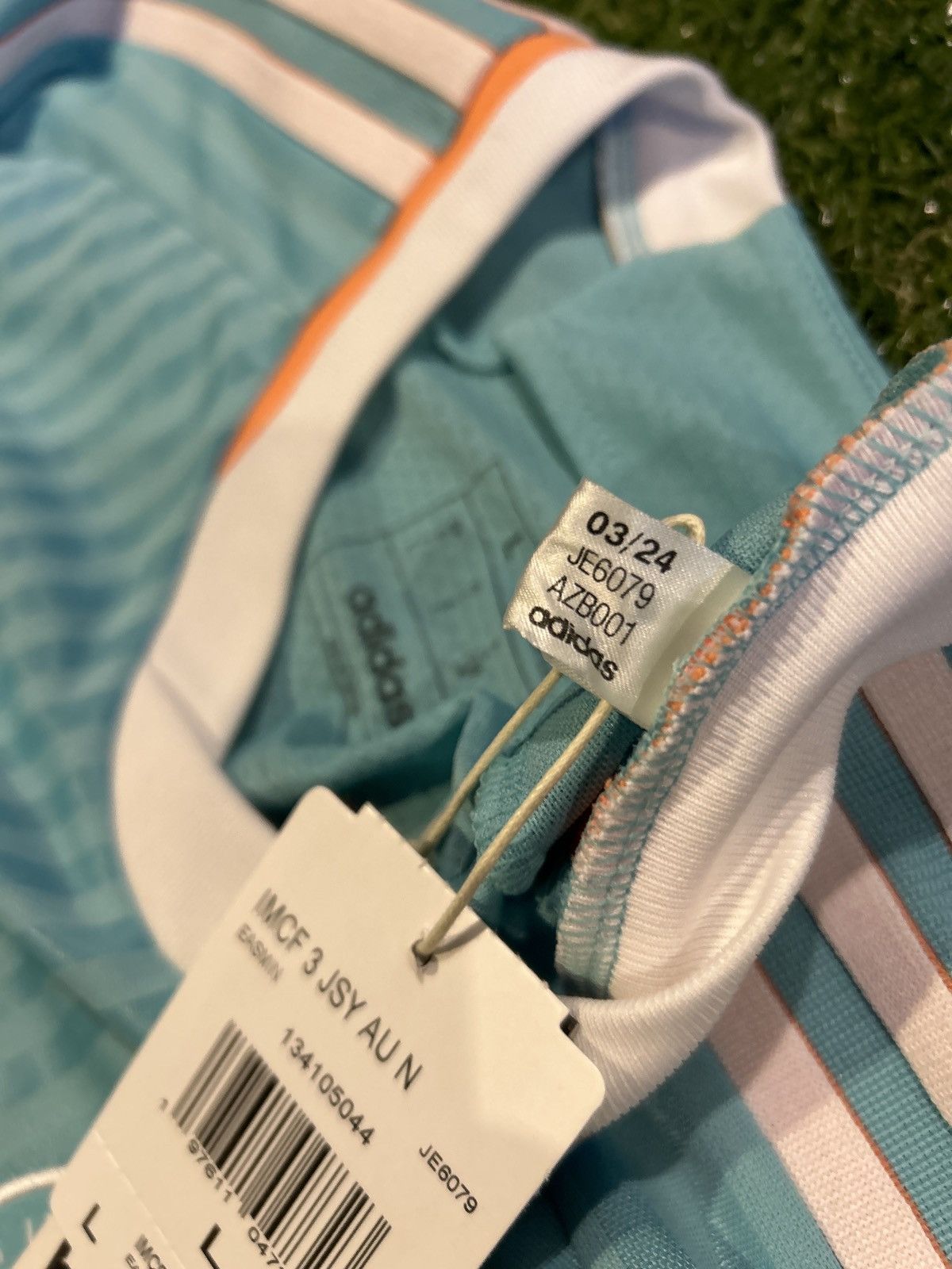Adidas 24/25 Inter Miami Messi Third Shirt Size US L / EU 52-54 / 3 - 16 Thumbnail
