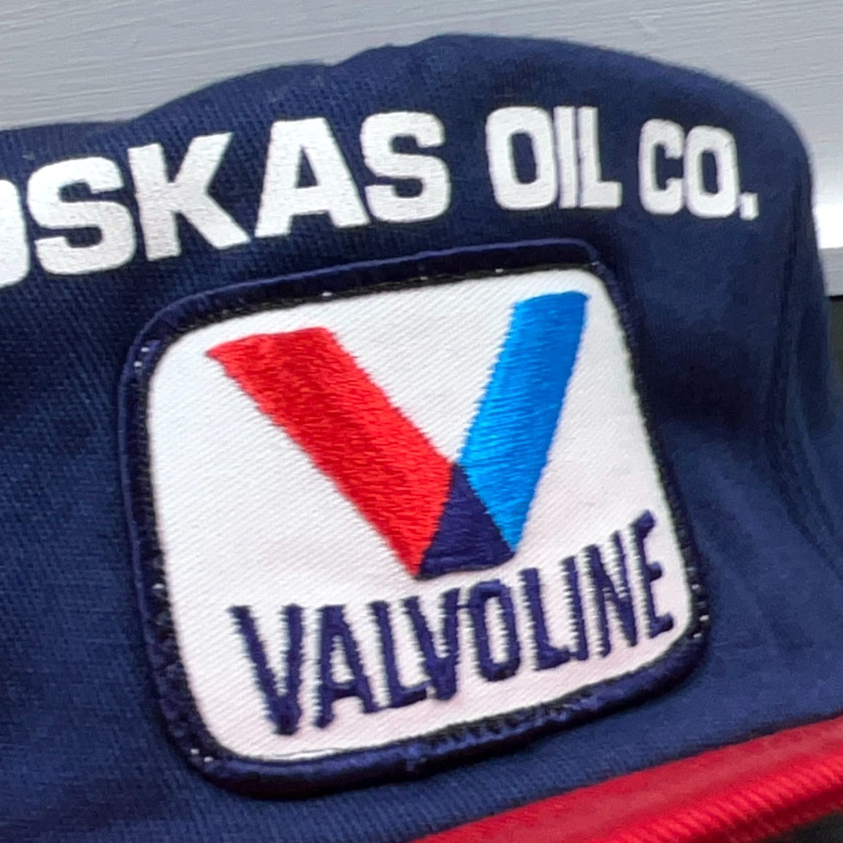 GAS VINTAGE Valvoline Trucker Hat Cap Snap Back 80s USA Oil Gas Racing Patch Foam HH Adjustable Blue Mens Twill Logo Outdoor Retro Size ONE SIZE - 3 Thumbnail