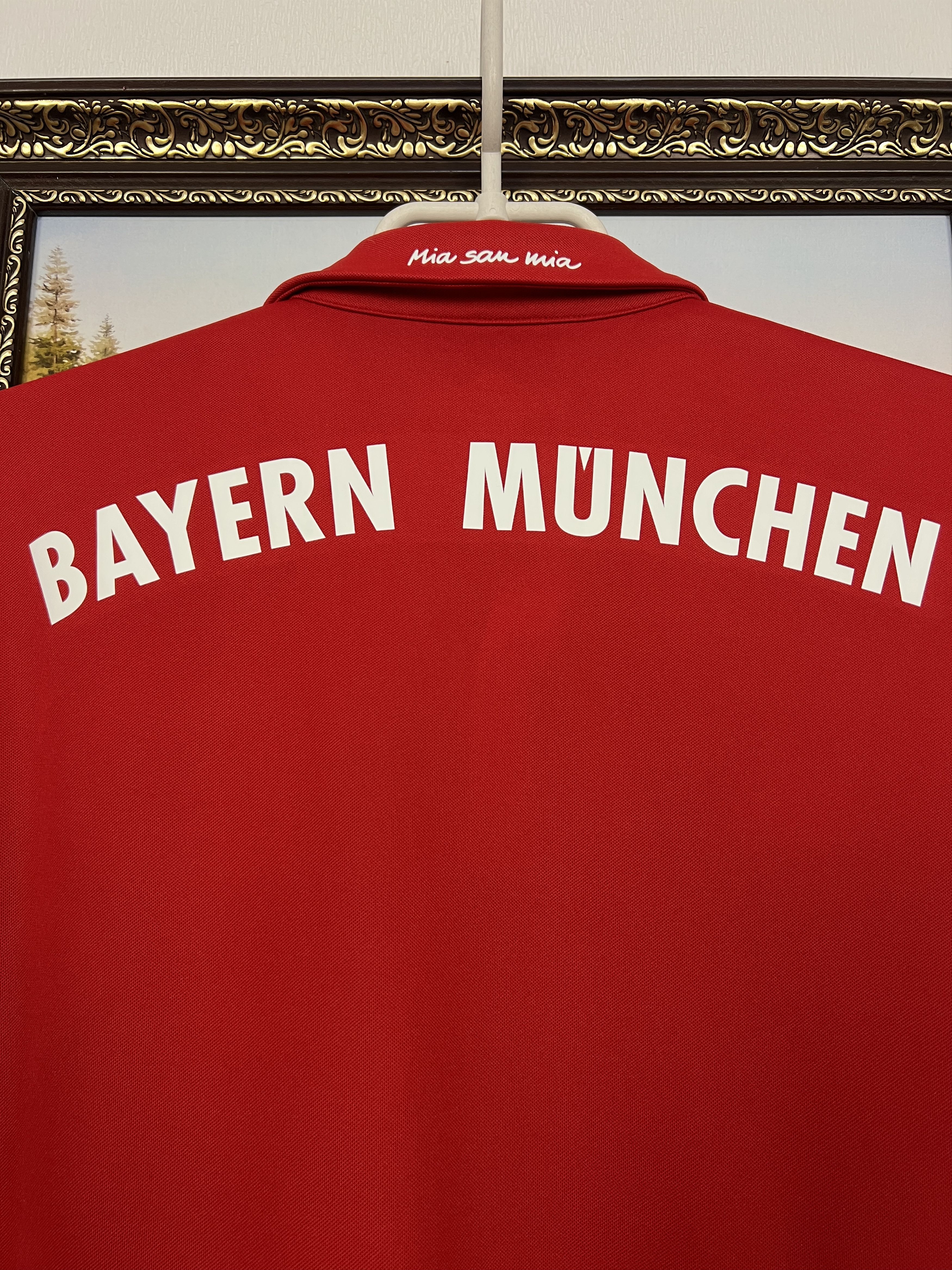 Adidas Bayern Munich Home football shirt 2016 Soccer Adidas Size US M / EU 48-50 / 2 - 16 Thumbnail