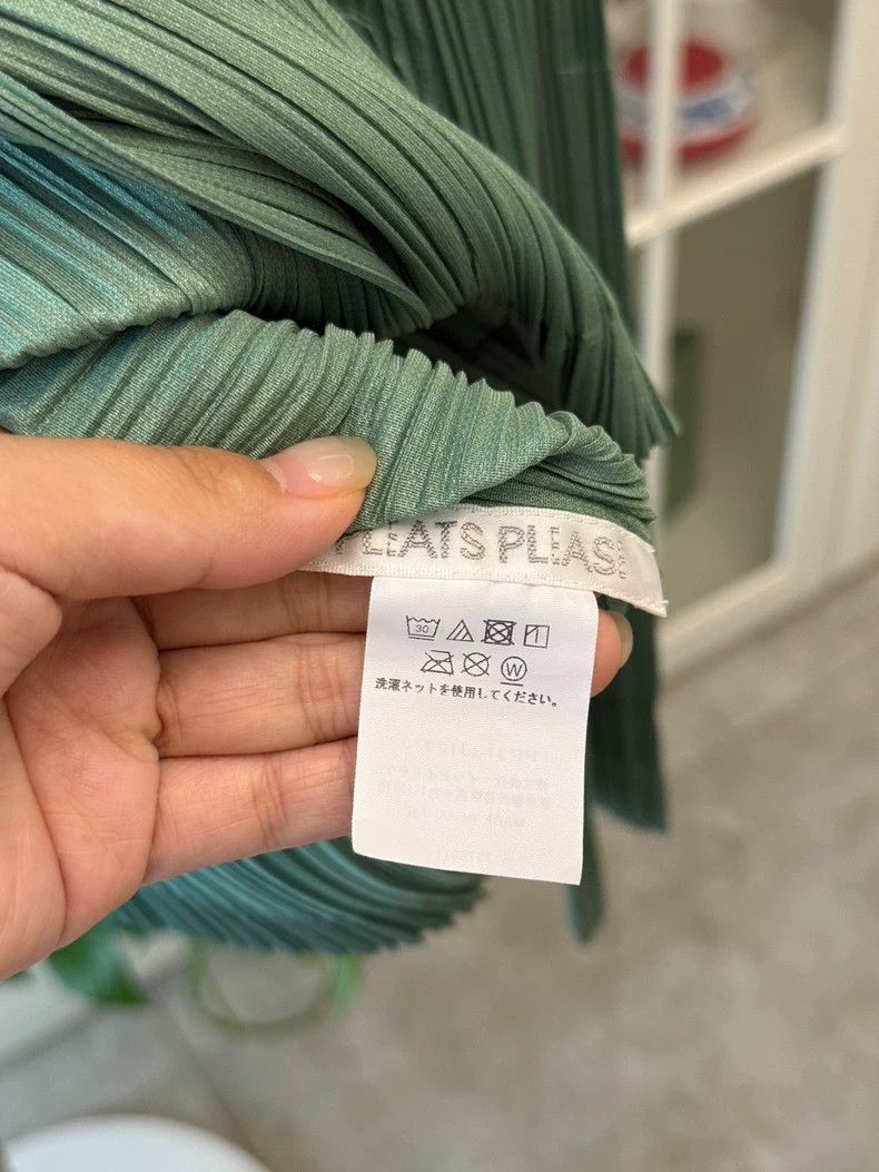Issey Miyake Issey Miyake size:3 A light green pleated cardigan Size XS / US 0-2 / IT 36-38 - 3 Thumbnail