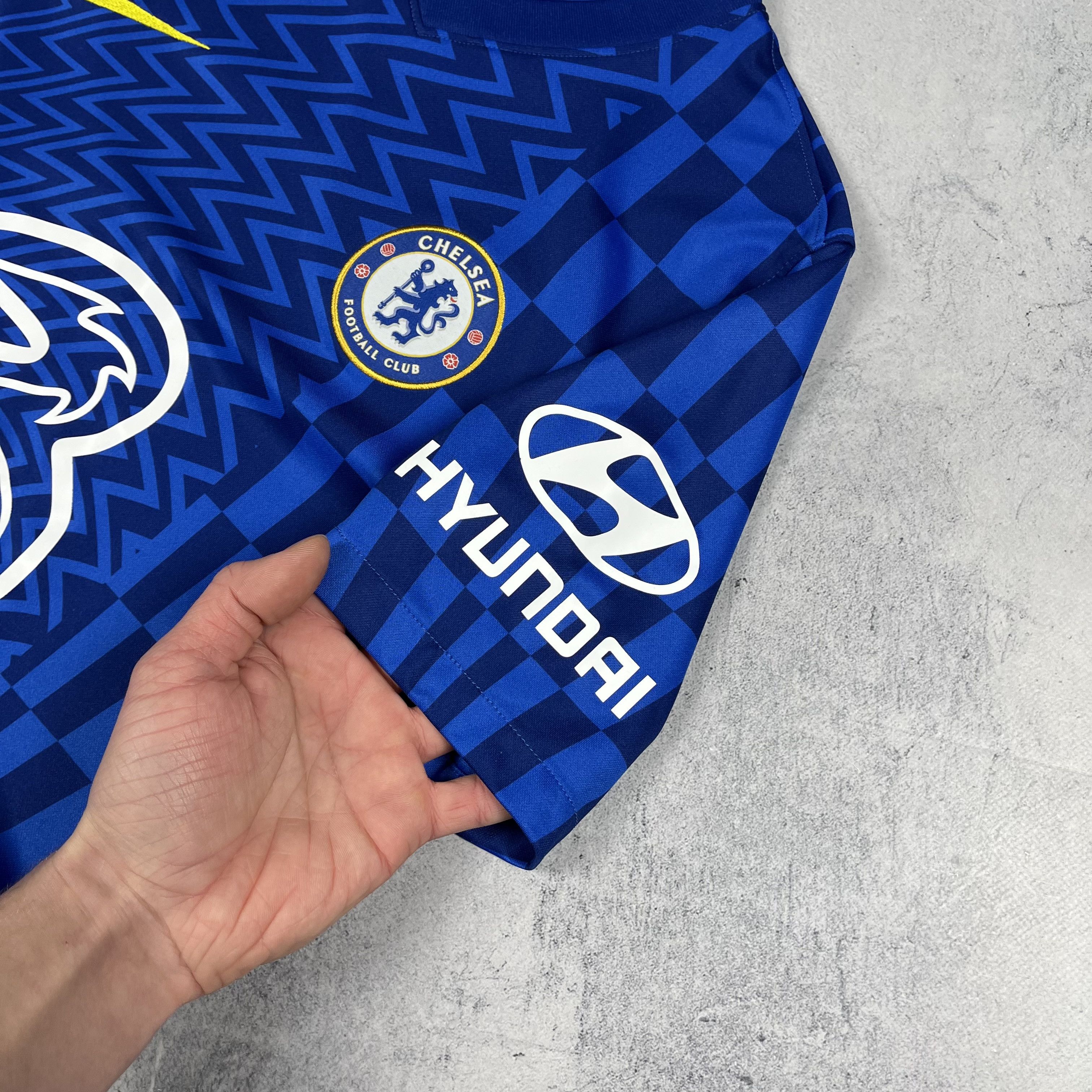 Nike FC Chelsea Nike Home Kit Soccer Jersey Shirt 2021/2022 Size US S / EU 44-46 / 1 - 9 Thumbnail