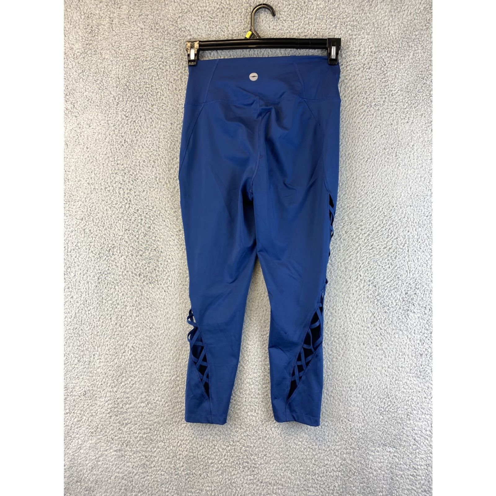 Avia Avia Capri Leggings Navy High Waist S Women Capri Leggings Navy High Waist S Media Pocket Moisture Wicking Stretch CrossFit Activewear Size 28" / US 6 / IT 42 - 7 Thumbnail