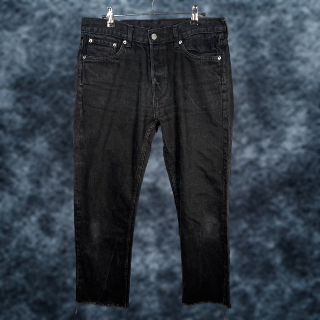 Weekday Weekday Jeans Mens 32x27 Black Denim Straight 5-Pocket Vintage No N/A Frayed Hem Tight? (use original words only) Size US 32 / EU 48 - 1 Thumbnail