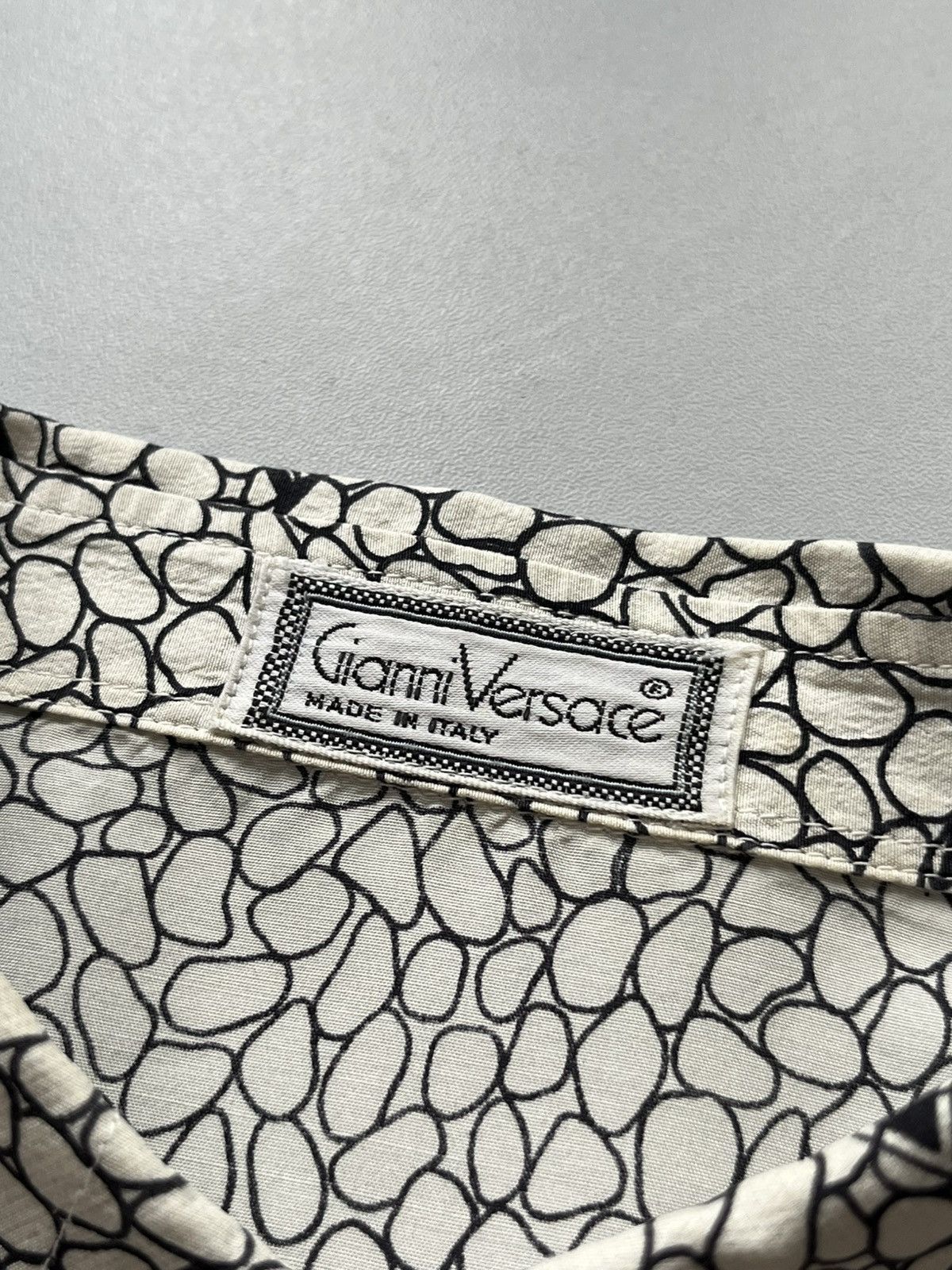Versace Super rare Gianni Versace SS88 Hawaii silk shirt Size US L / EU 52-54 / 3 - 3 Thumbnail