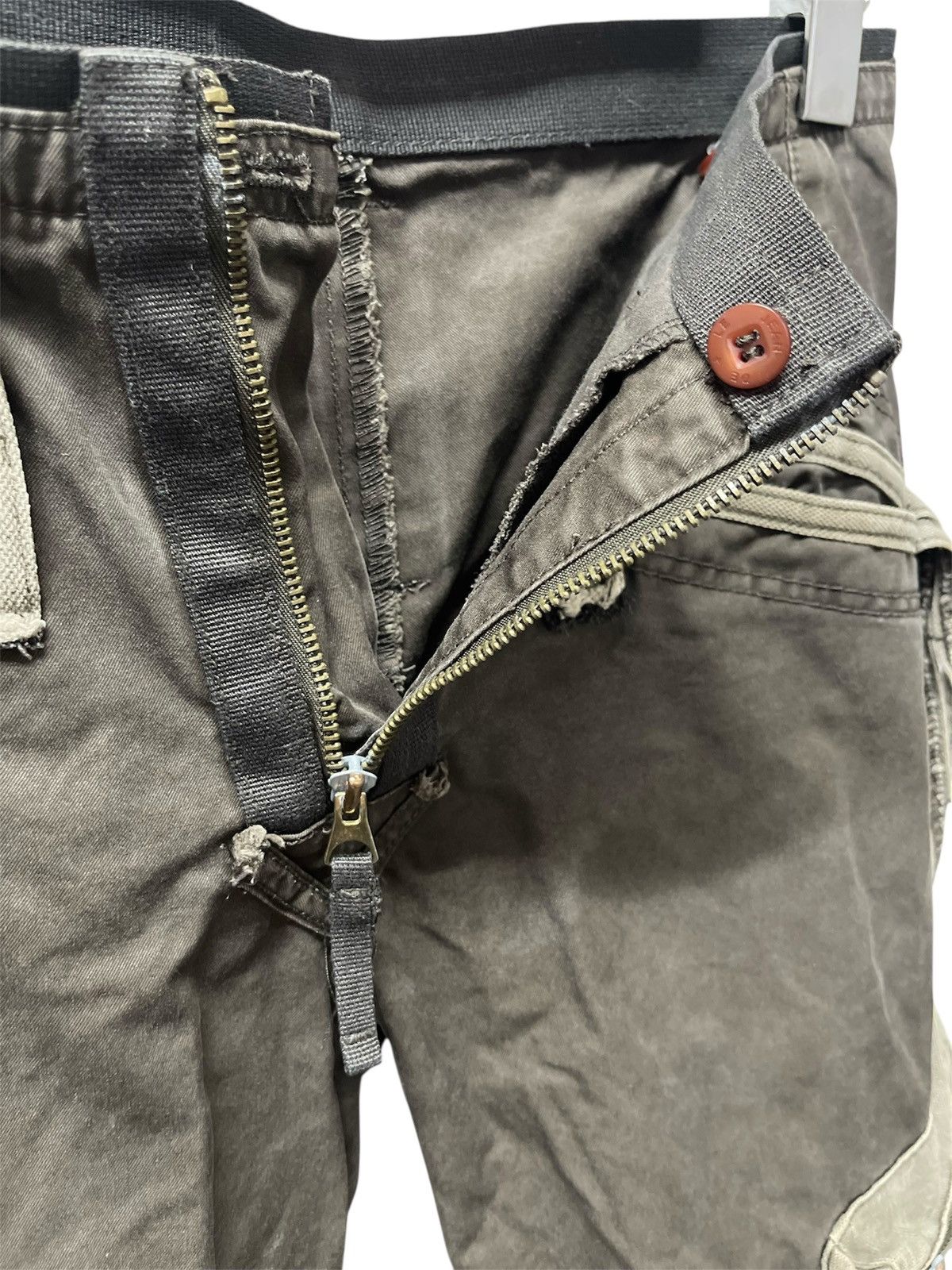 Marithe + Francois Girbaud 2000s Marithe+Francois Girbaud Bondage Cargo Pants Size US 32 / EU 48 - 10 Thumbnail