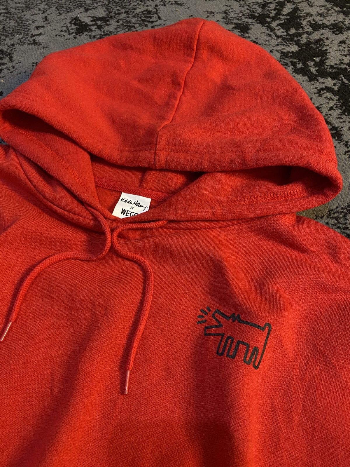 Keith Haring keith haring x wego japan red hoodie cropped 🔥 Size ONE SIZE - 7 Thumbnail