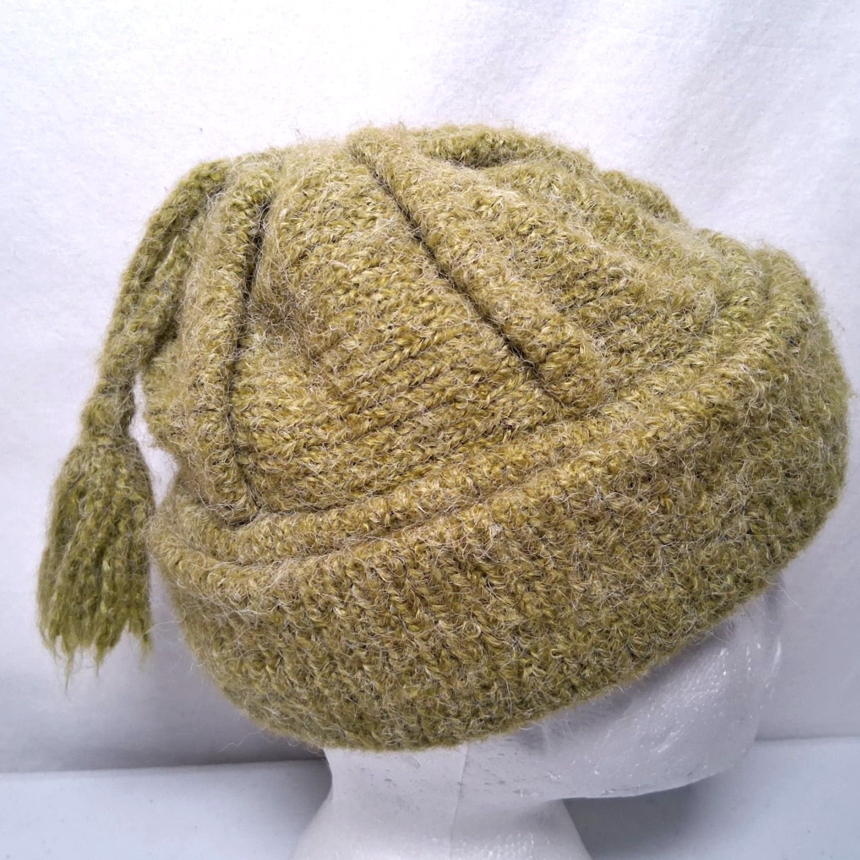 CO VINTAGE? (no) Peruvian Trading Co Knit Hat Chartreuse Green Tassel Winter Beanie Hippie Boho Size ONE SIZE - 2 Thumbnail