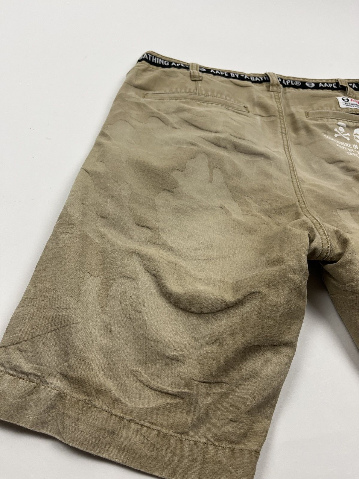 Aape Aape by Bape Shorts Size US 30 / EU 46 - 6 Thumbnail
