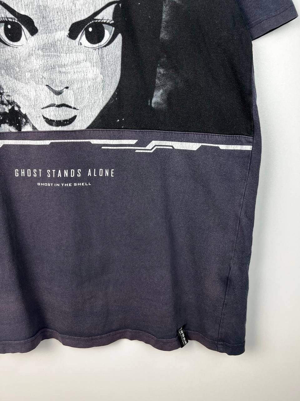 Vintage Ghost Stands Alone Uniqlo anime vintage t-shirts size XL Size US XL / EU 56 / 4 - 5 Thumbnail