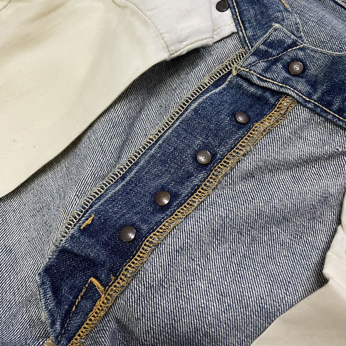 If Six Was Nine × Japanese Brand × Le Grande Bleu (L.G.B.) 🇯🇵 SURF RIDER SPIRAL CUT FLARED DISTRESSED DENIM PANTS Size US 30 / EU 46 - 14 Thumbnail