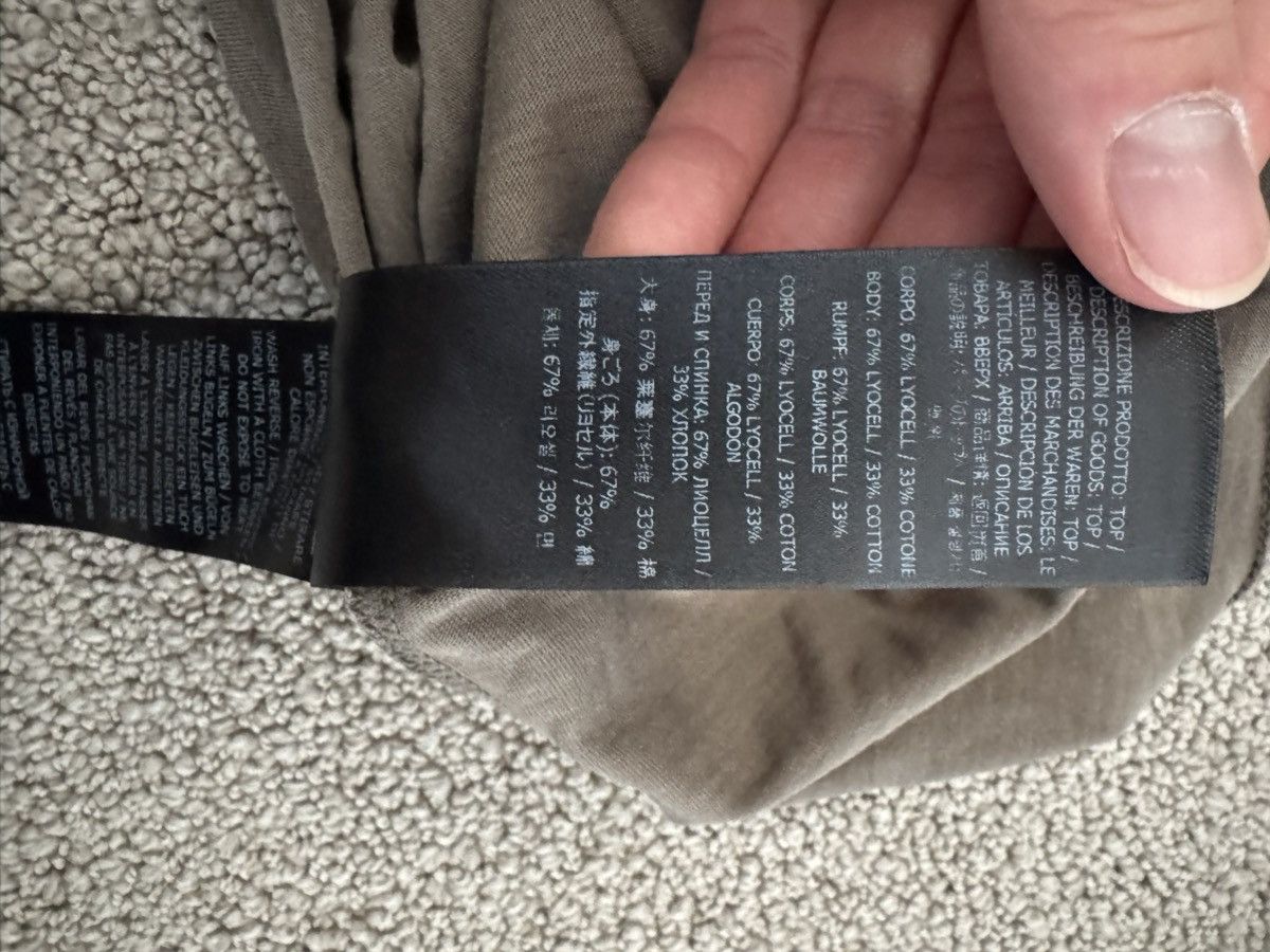 Tom Ford Tom Ford Tee Sz 52 - Dark Olive Size US L / EU 52-54 / 3 - 5 Thumbnail