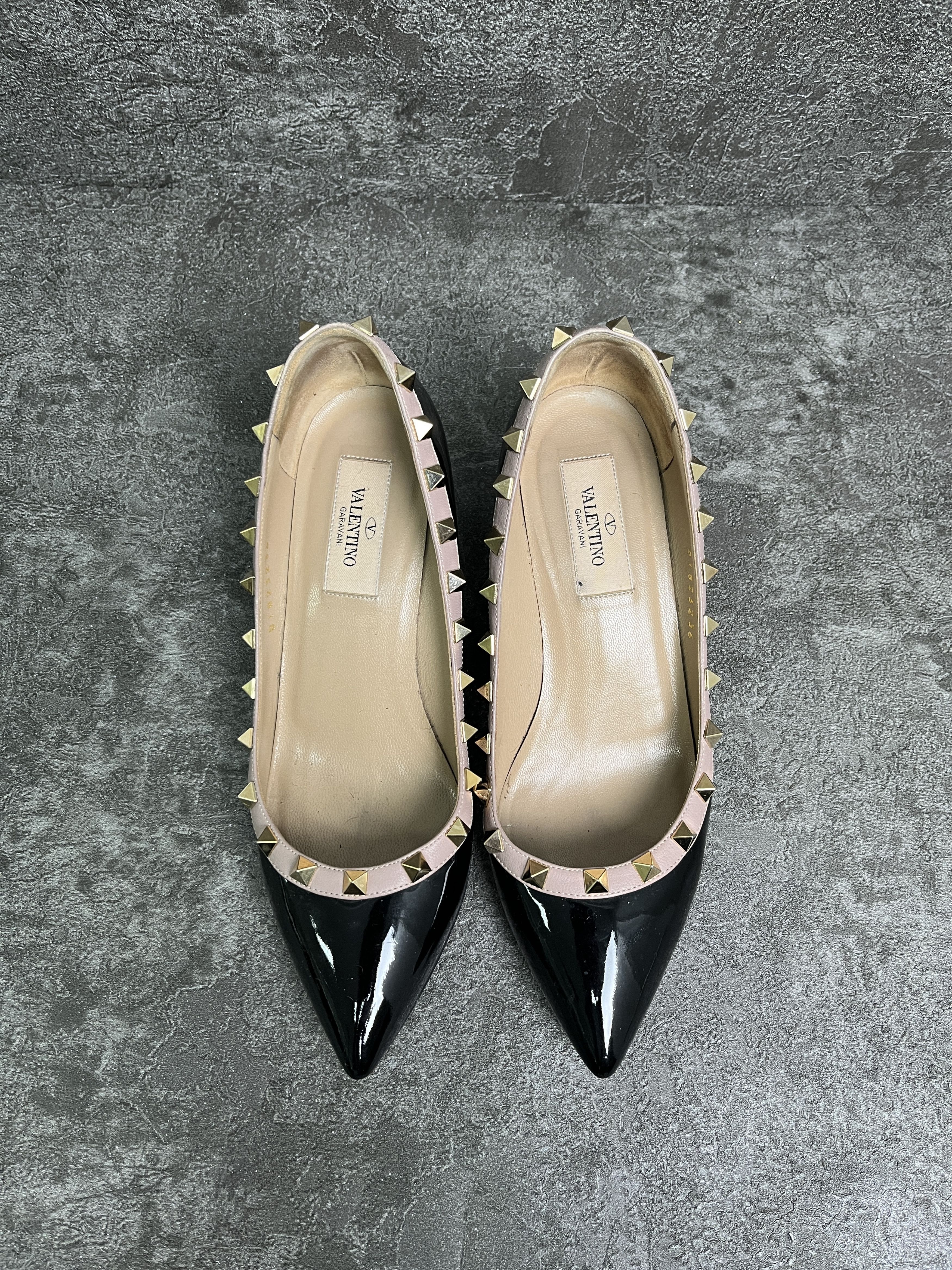 Valentino Valentino Black Rockstud Shoes With Beige Trim Size US 6 / IT 36 - 4 Thumbnail