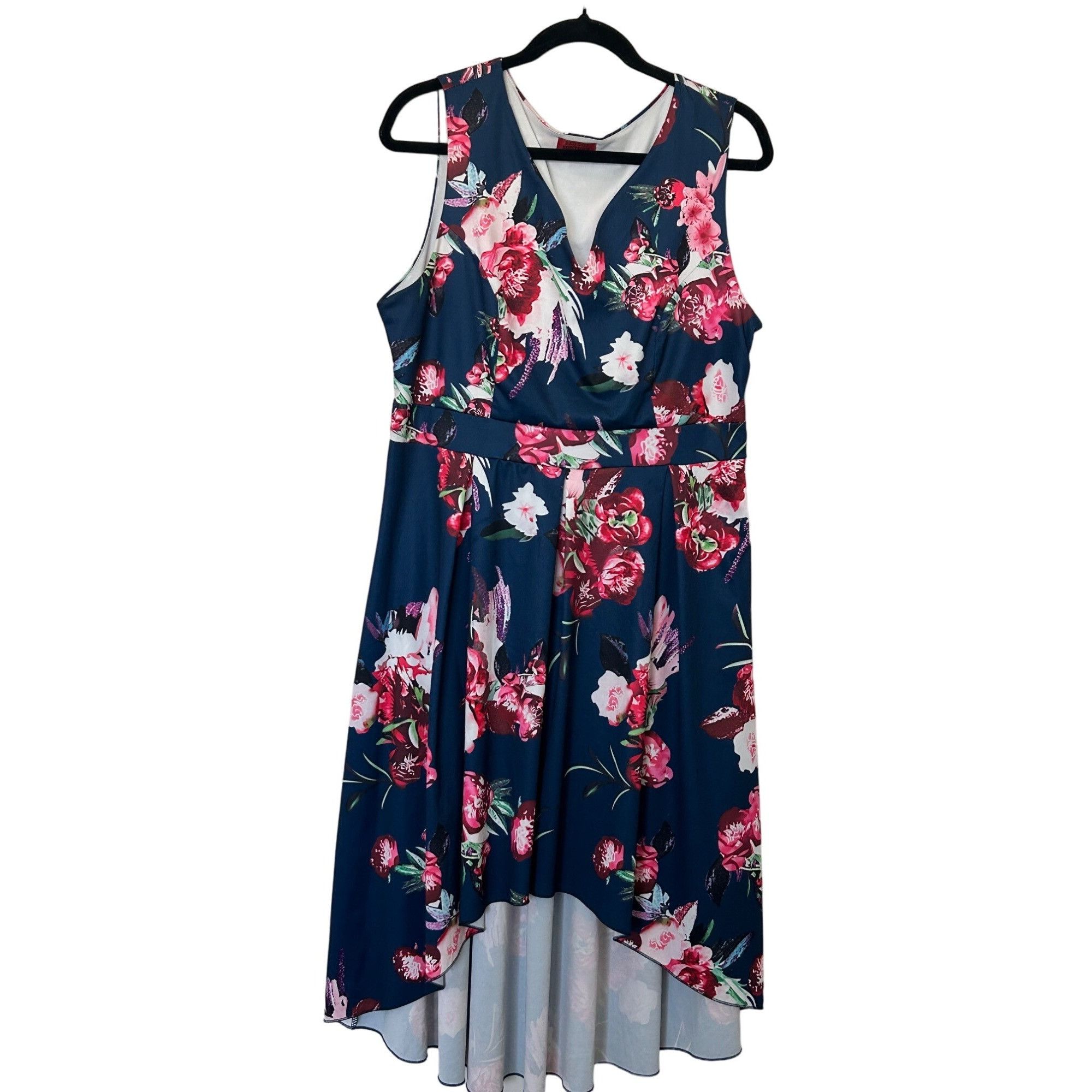 Other Sleeveless V-neck stretchy hi low floral dress Size 1X Size XL / US 12-14 / IT 48-50 - 2 Thumbnail