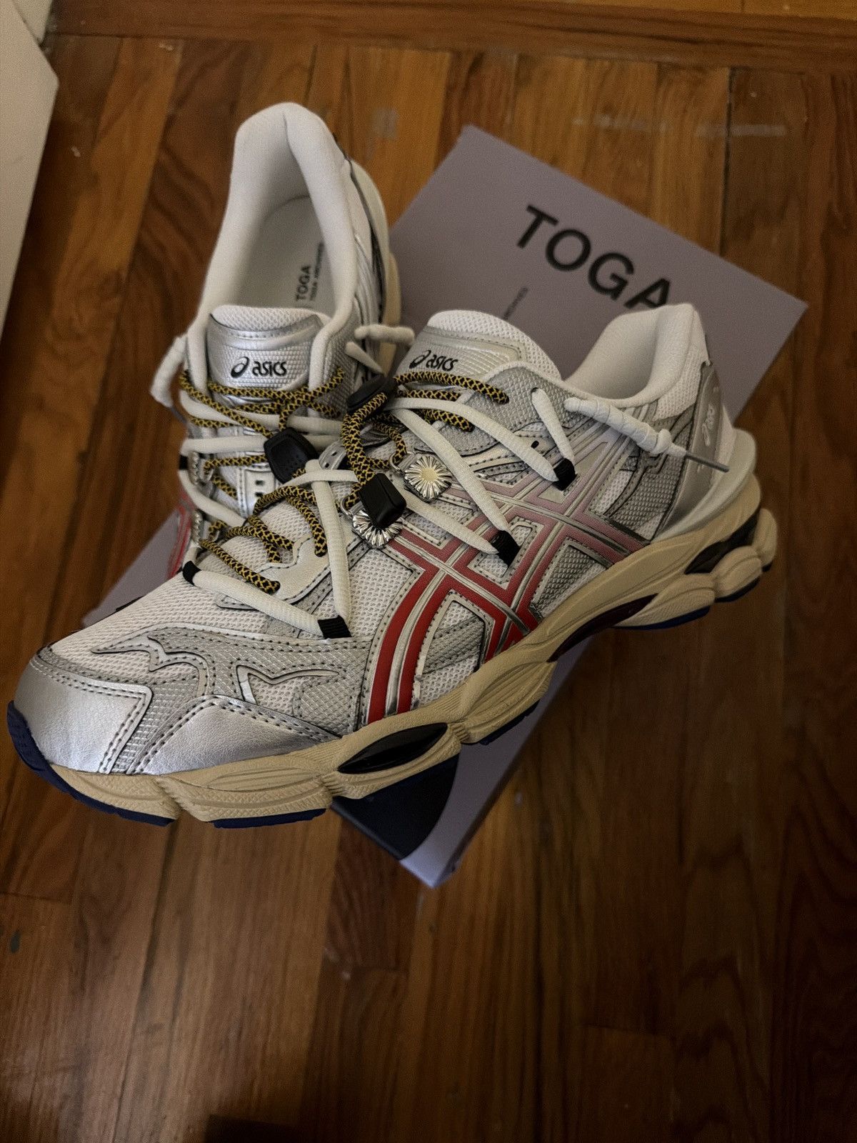 Asics TOGA x ASICS Gel Cumulus 16 TG 'White Red Pure Silver' Size US 13 / EU 46 - 4 Thumbnail