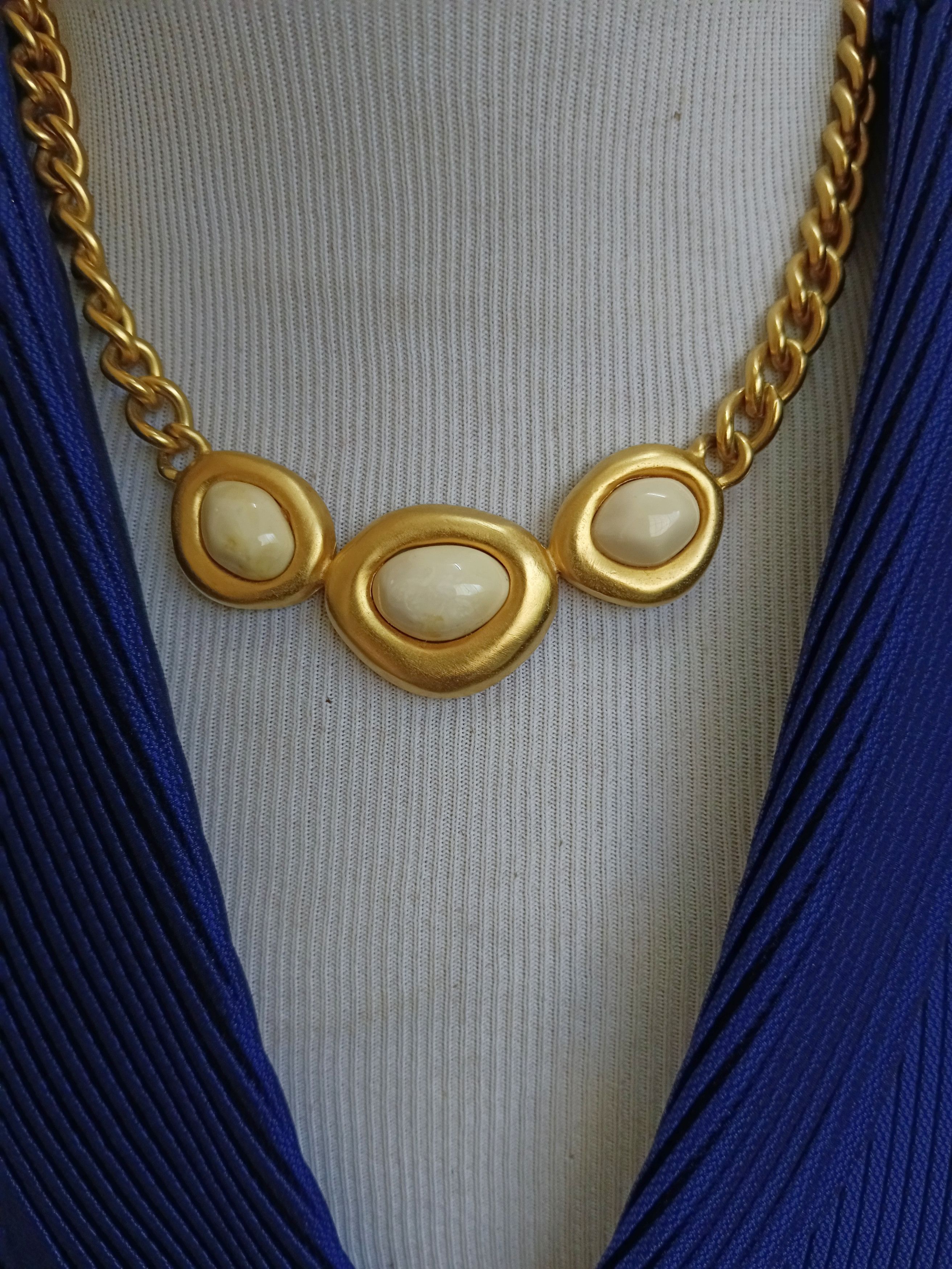 Givenchy VINTAGE GIVENCHY NECKLACE🔥 Size ONE SIZE - 2 Thumbnail